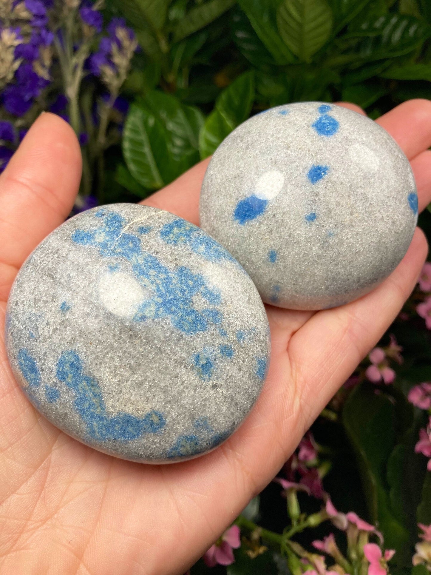 Blue Manganese in Quartz