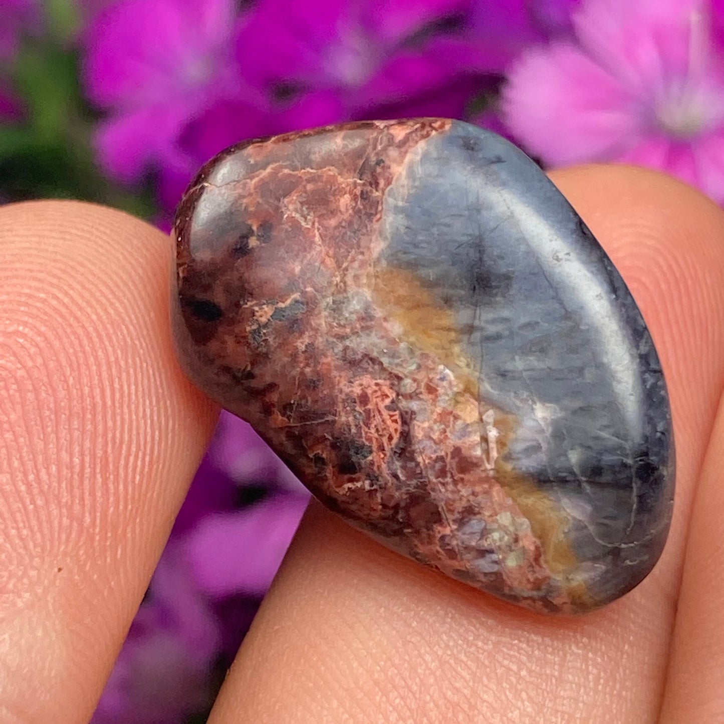 Bustamite & Sugilite Crystal