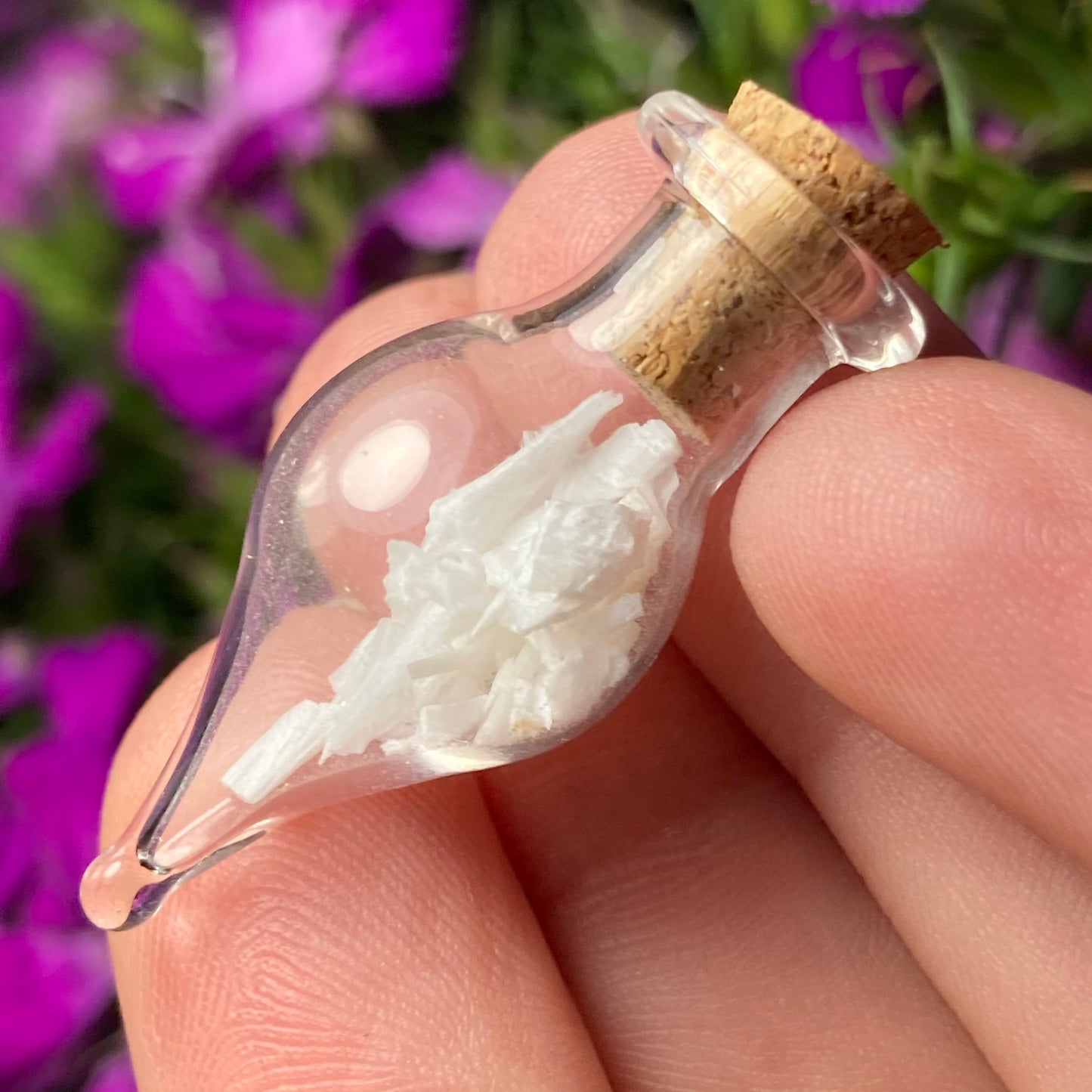 Scolecite Chips