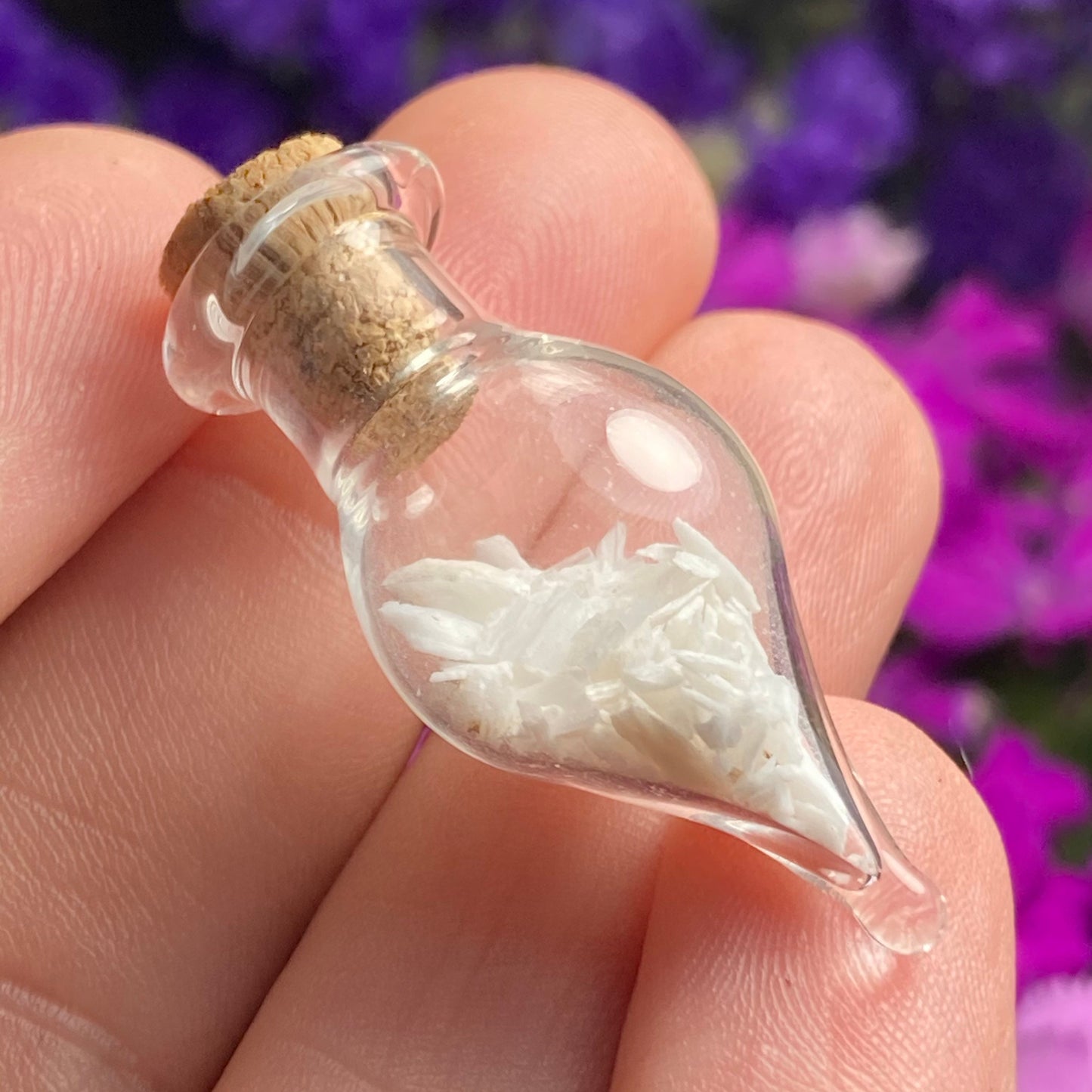Scolecite Chips