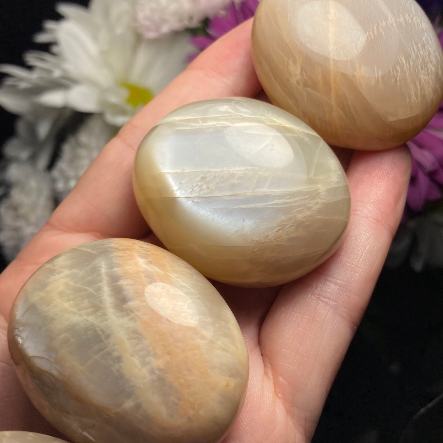 Moonstone Palm Stone