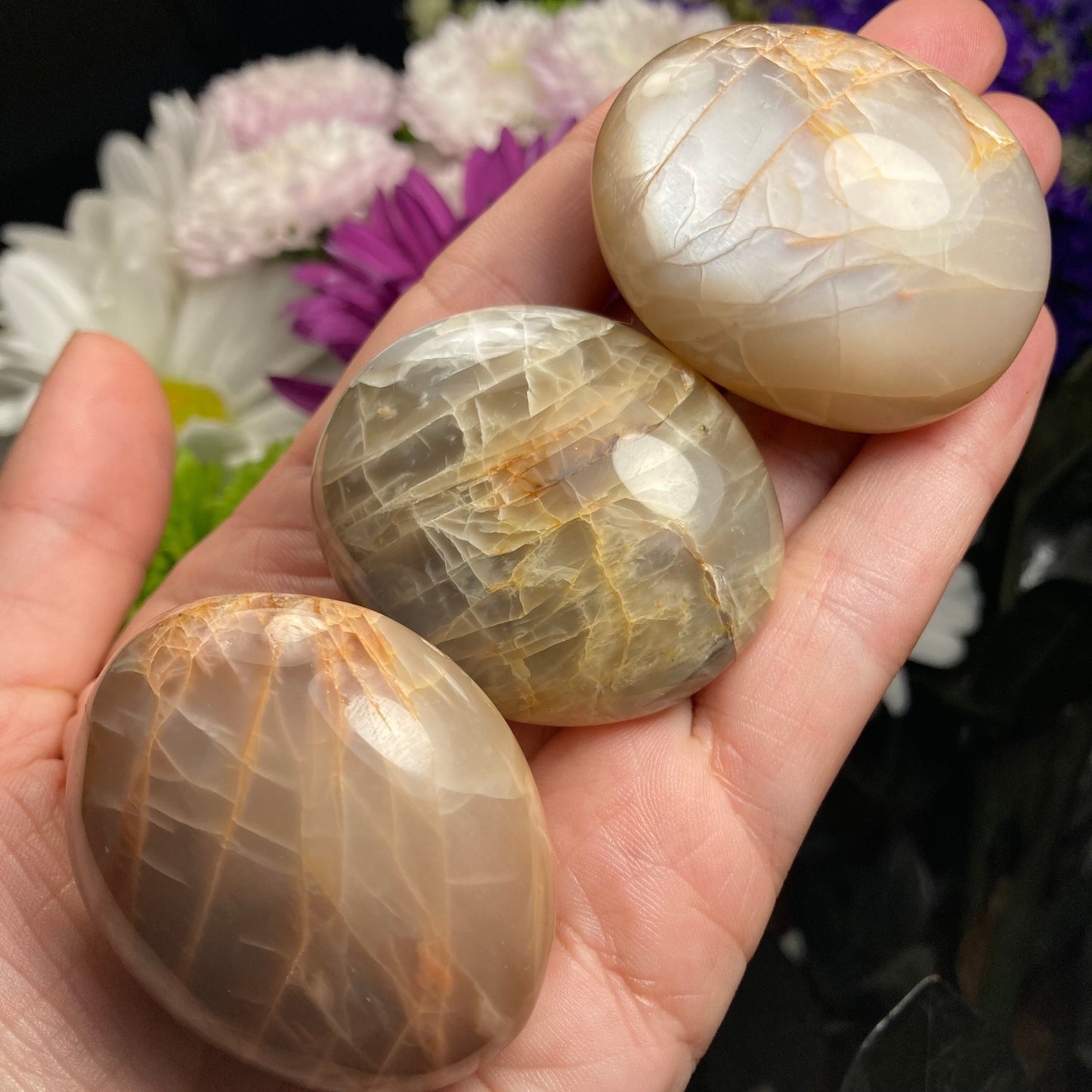 Moonstone Palm Stone