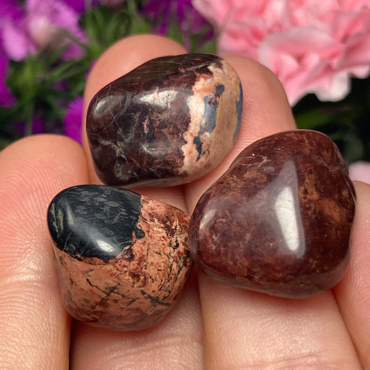 Bustamite & Sugilite Crystal