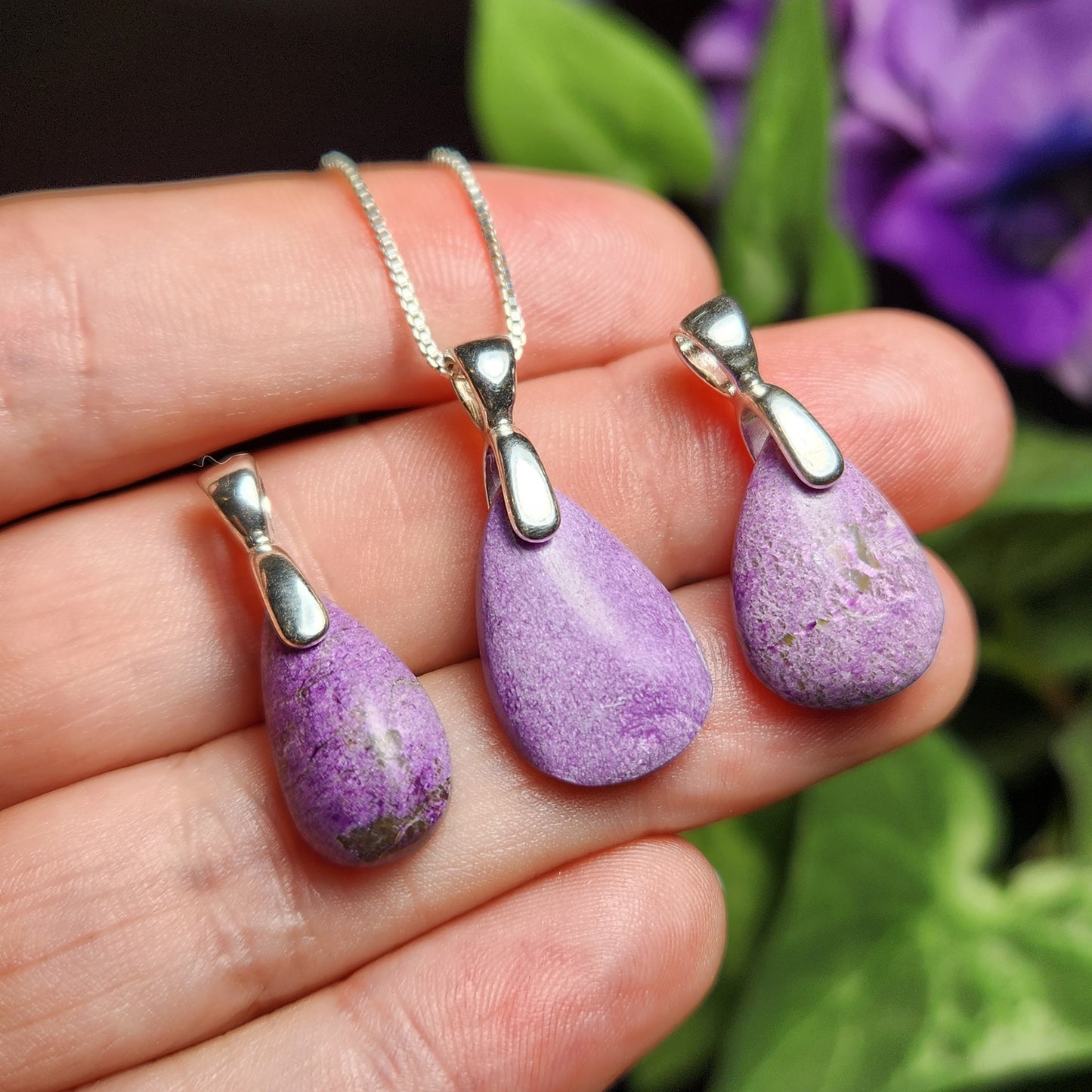 Stichtite Pendant
