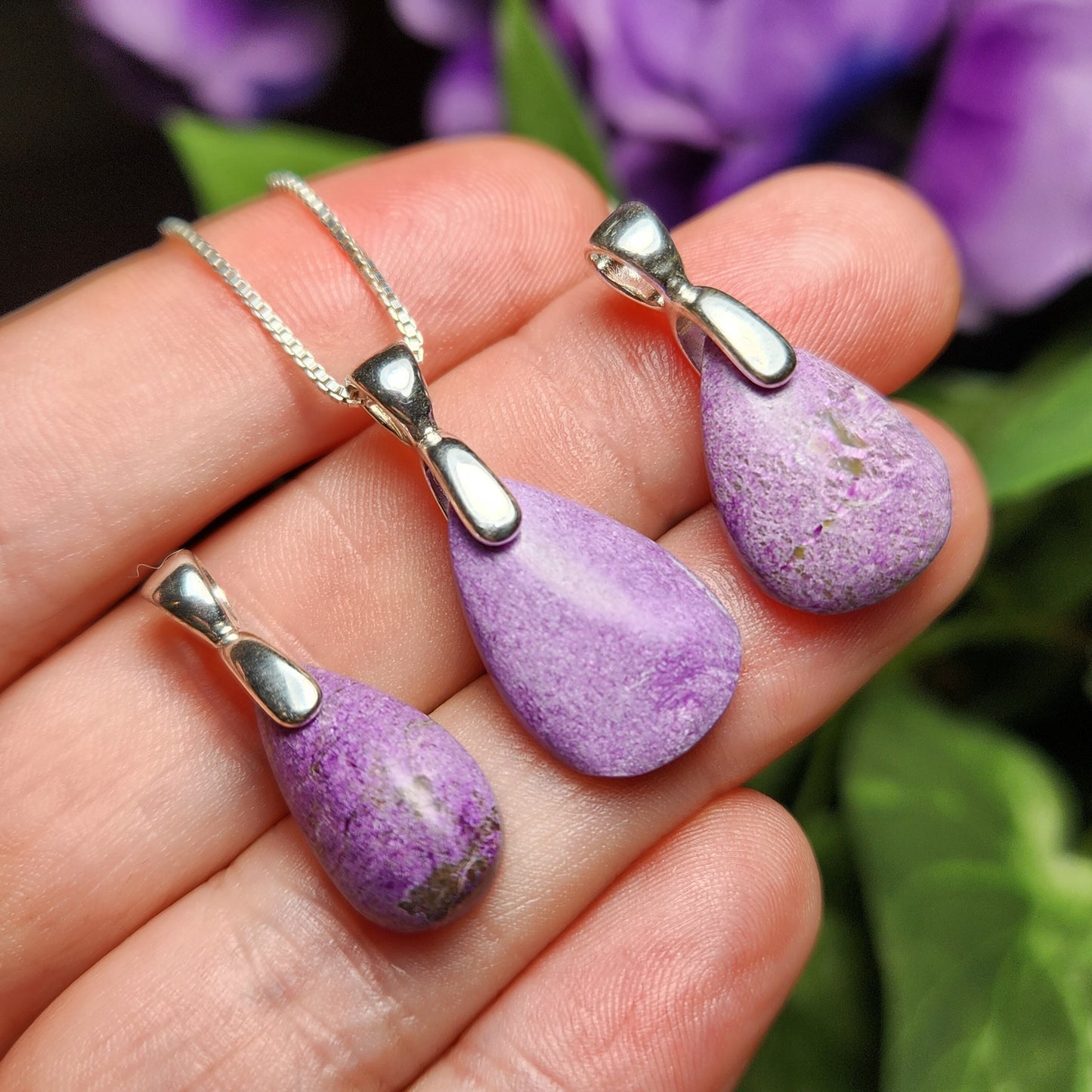 Stichtite Pendant