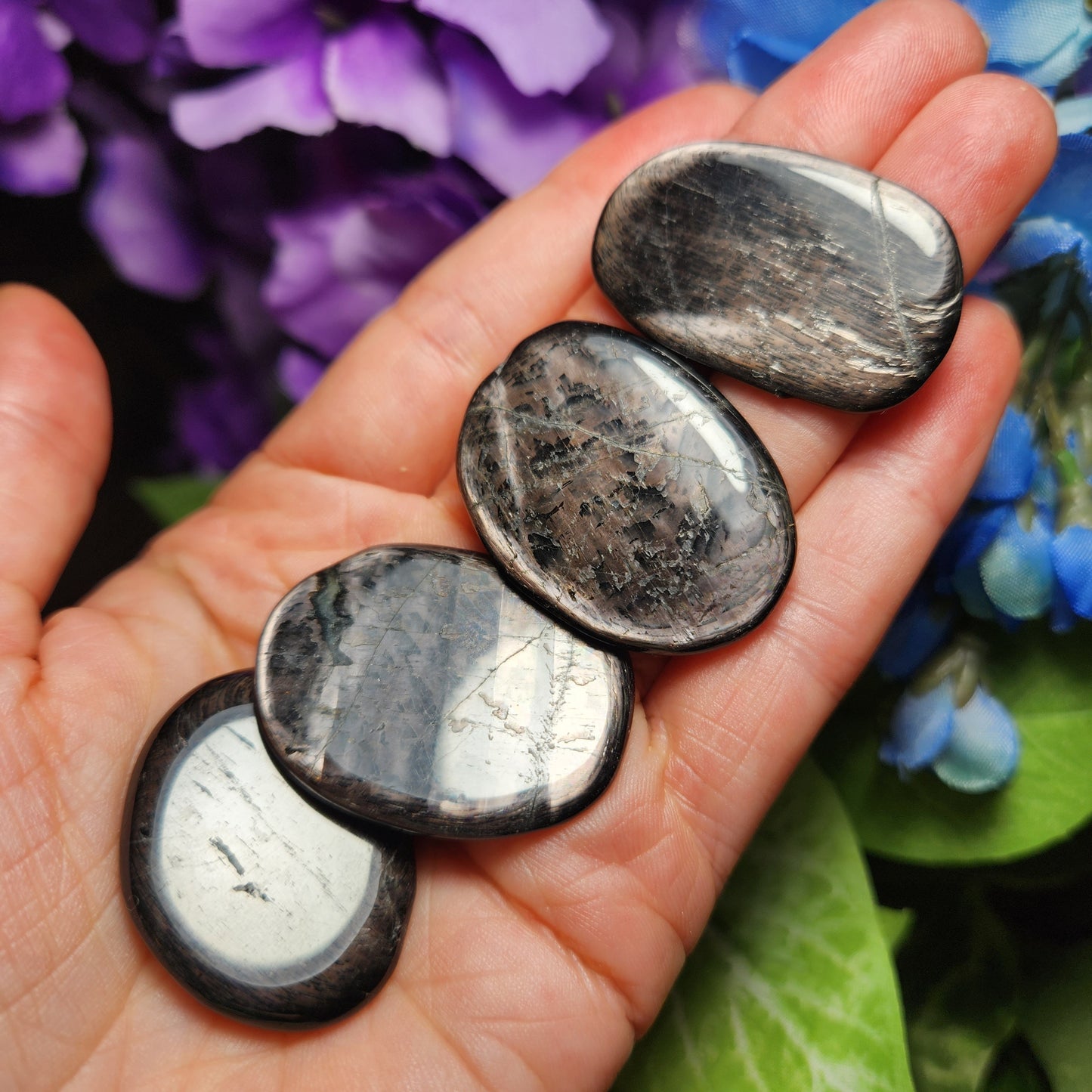 Hypersthene Palm Stone