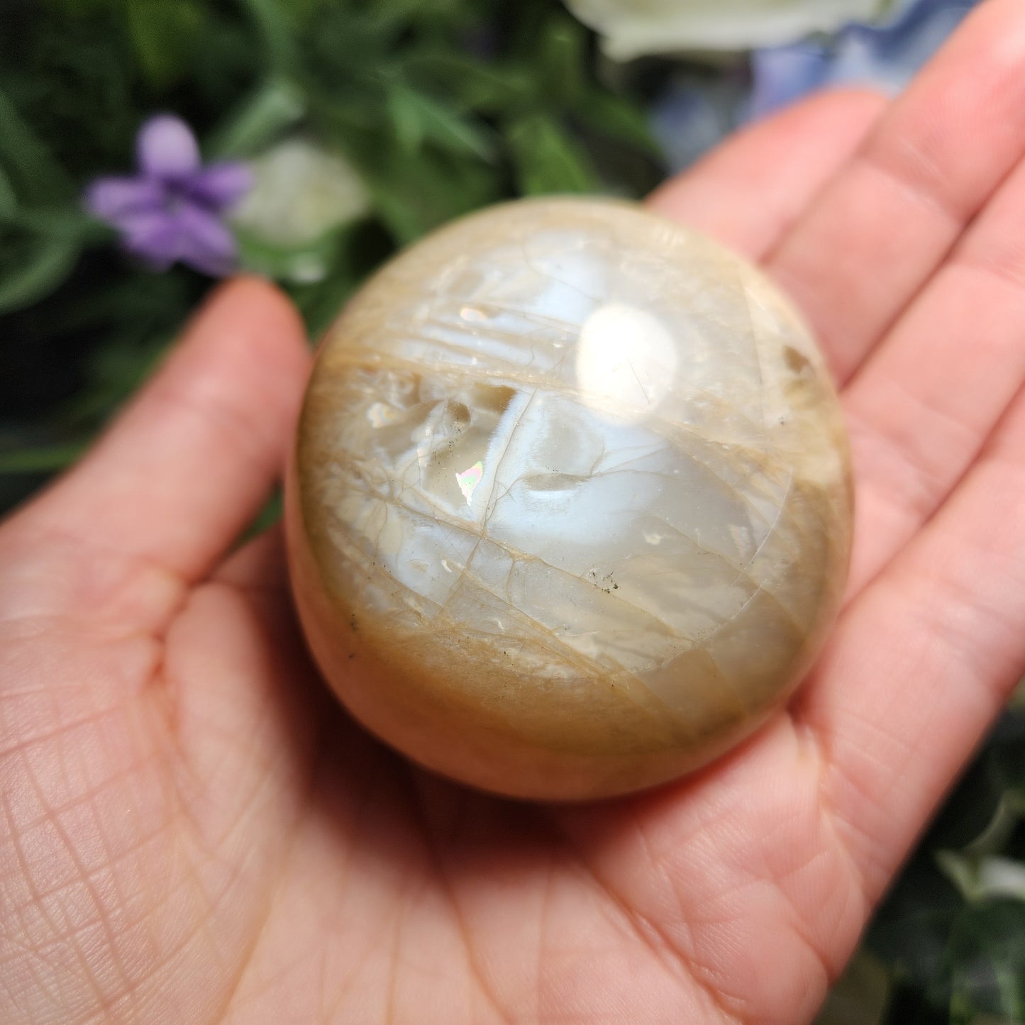 Moonstone Palm Stone