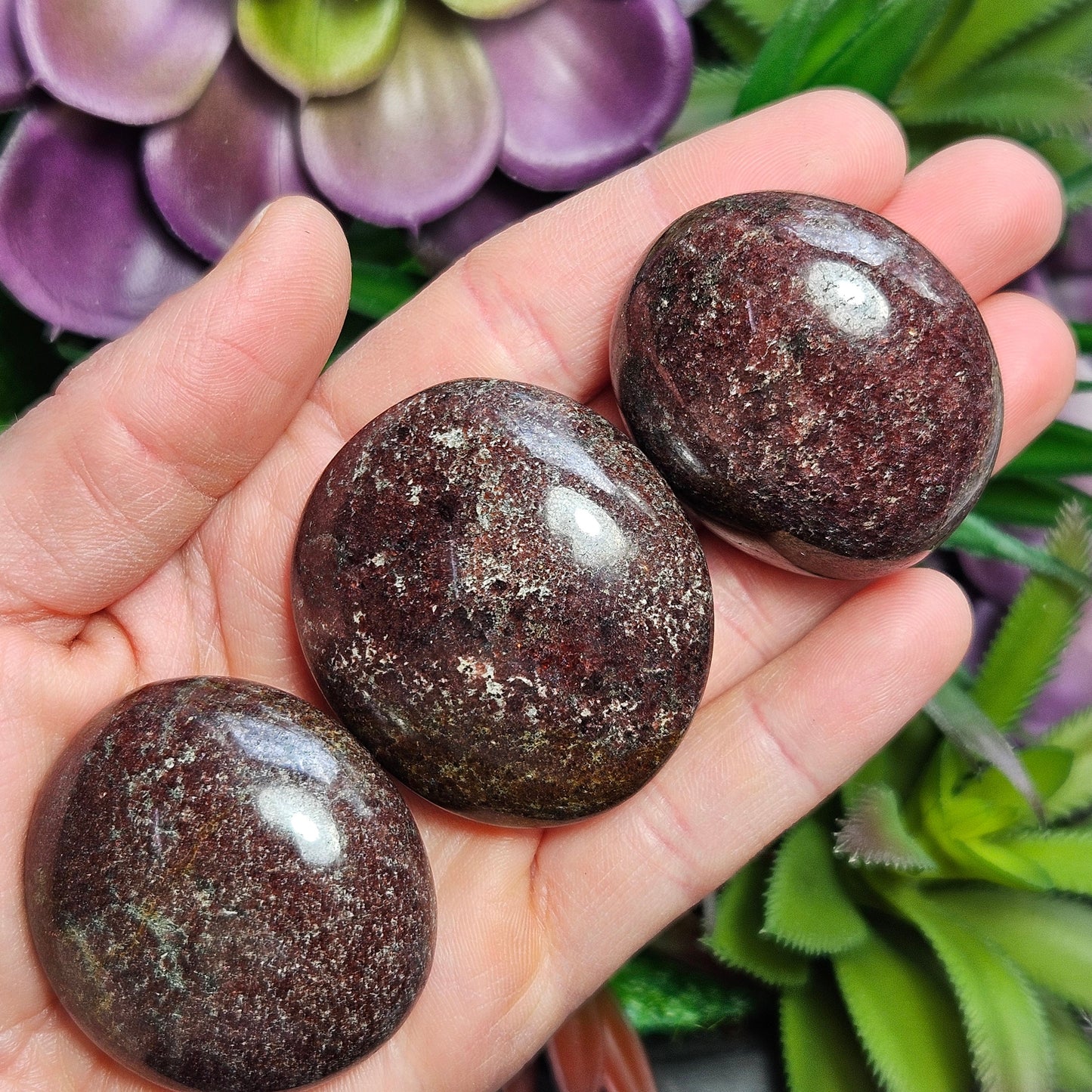 Garnet Palm Stone