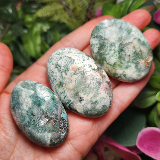 Stilbite & Green Heulandite