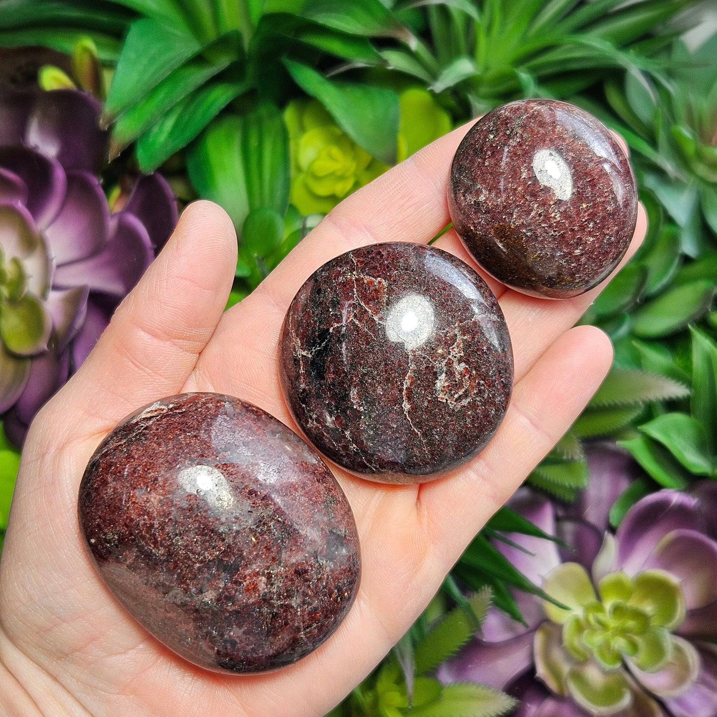 Garnet Palm Stone