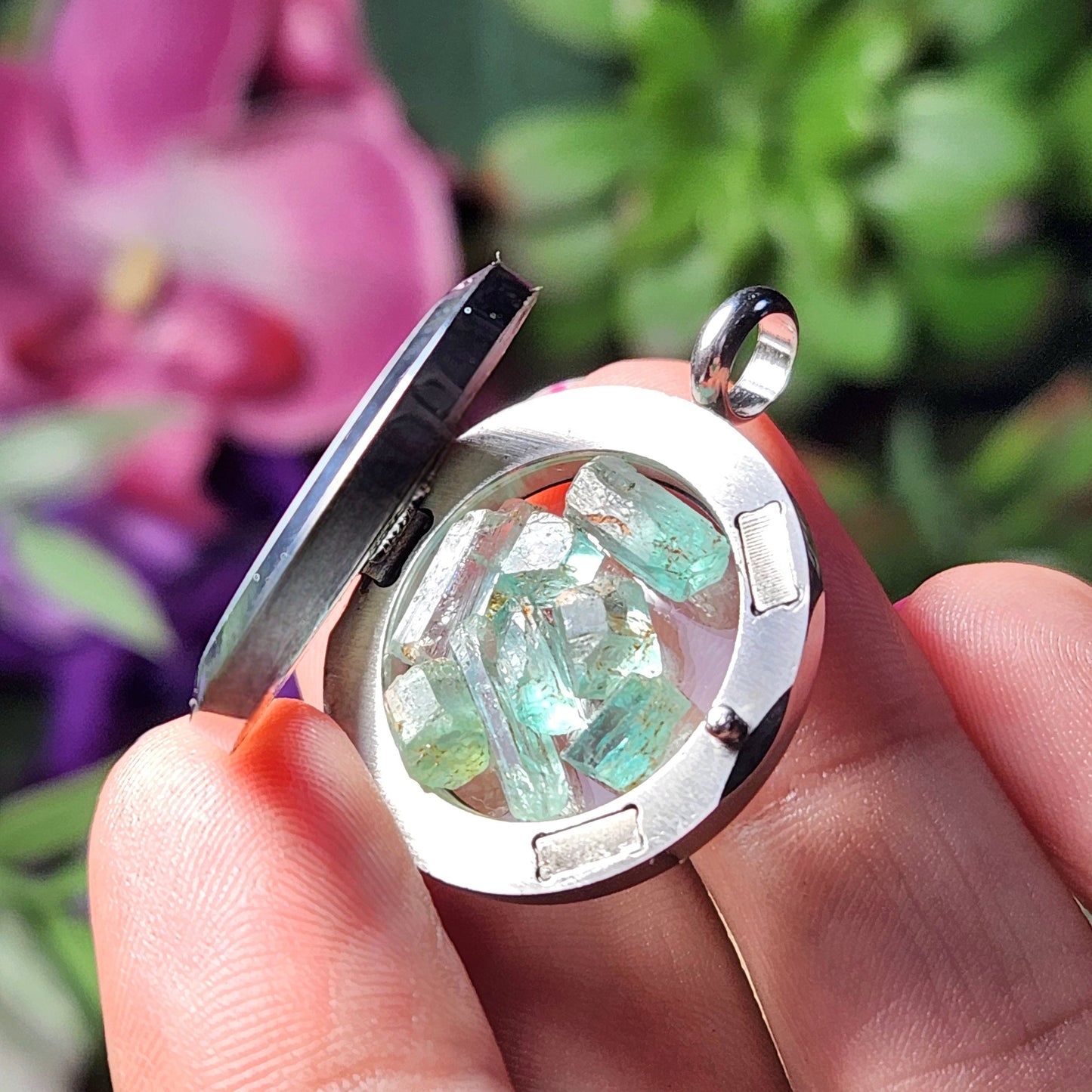 Colombian Emerald Pendant