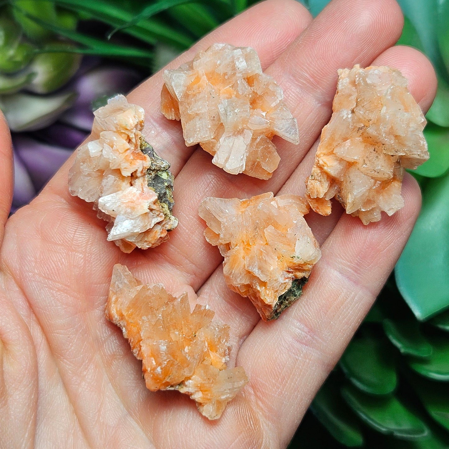 Red Heulandite