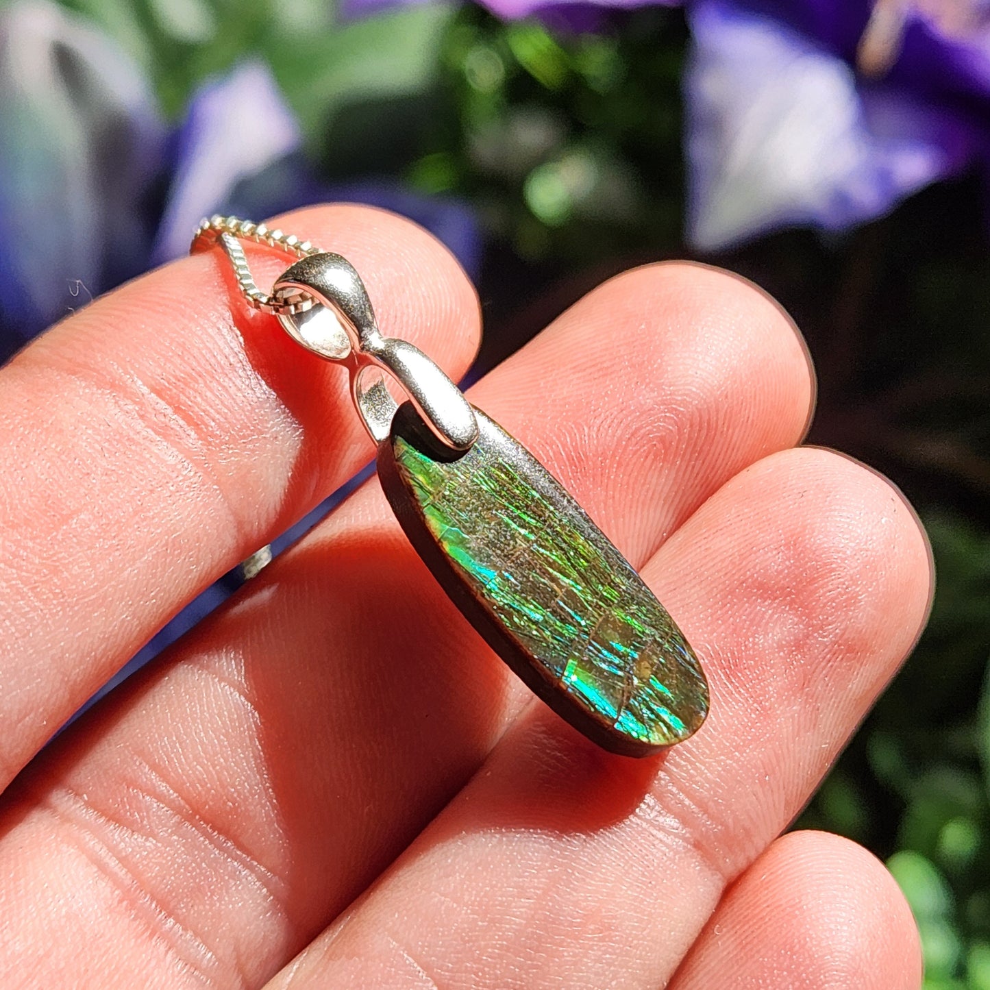 Ammolite Pendant