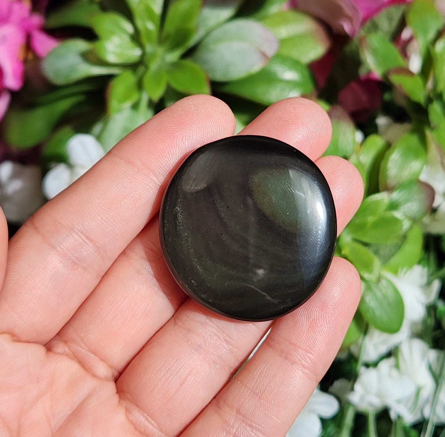 Obsidian Palm Stone