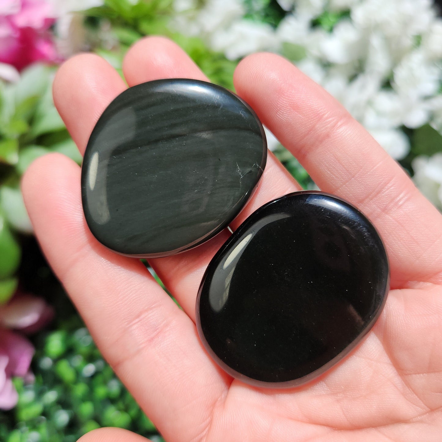 Obsidian Palm Stone