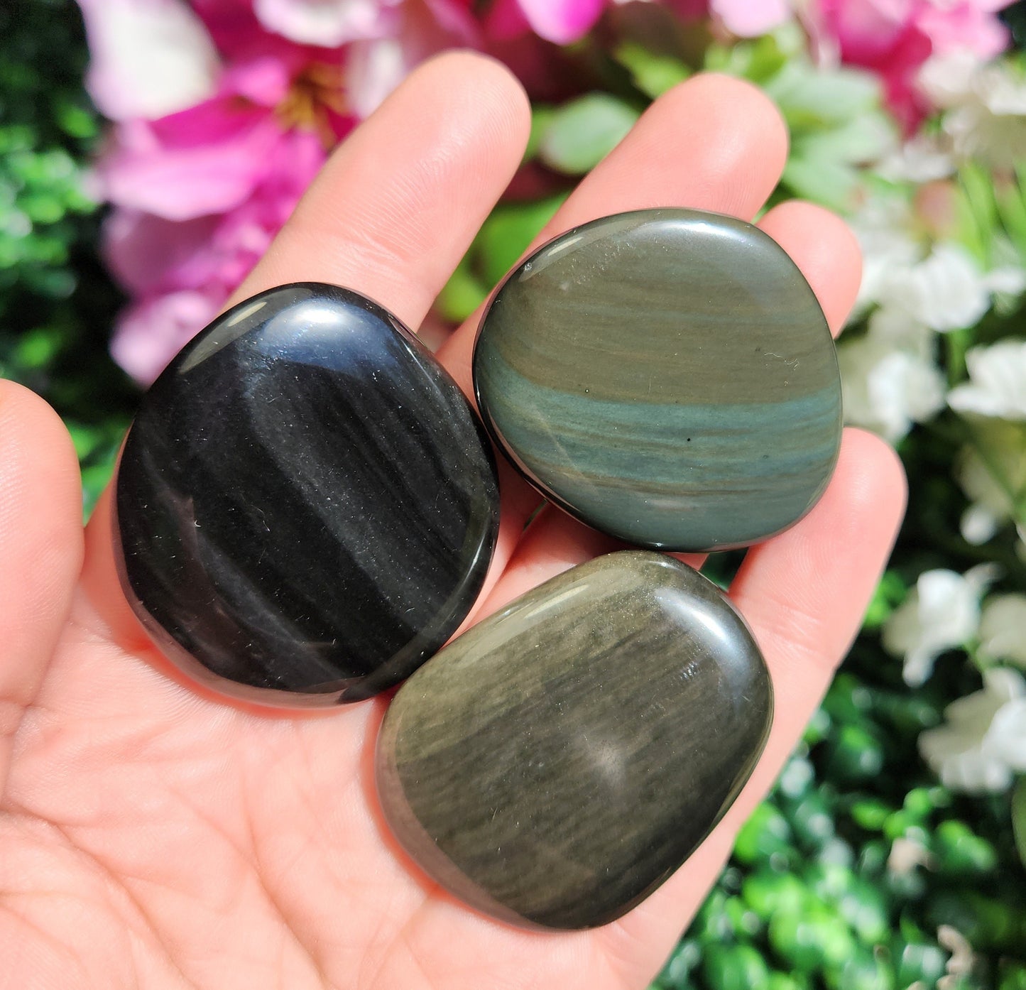 Obsidian Palm Stone