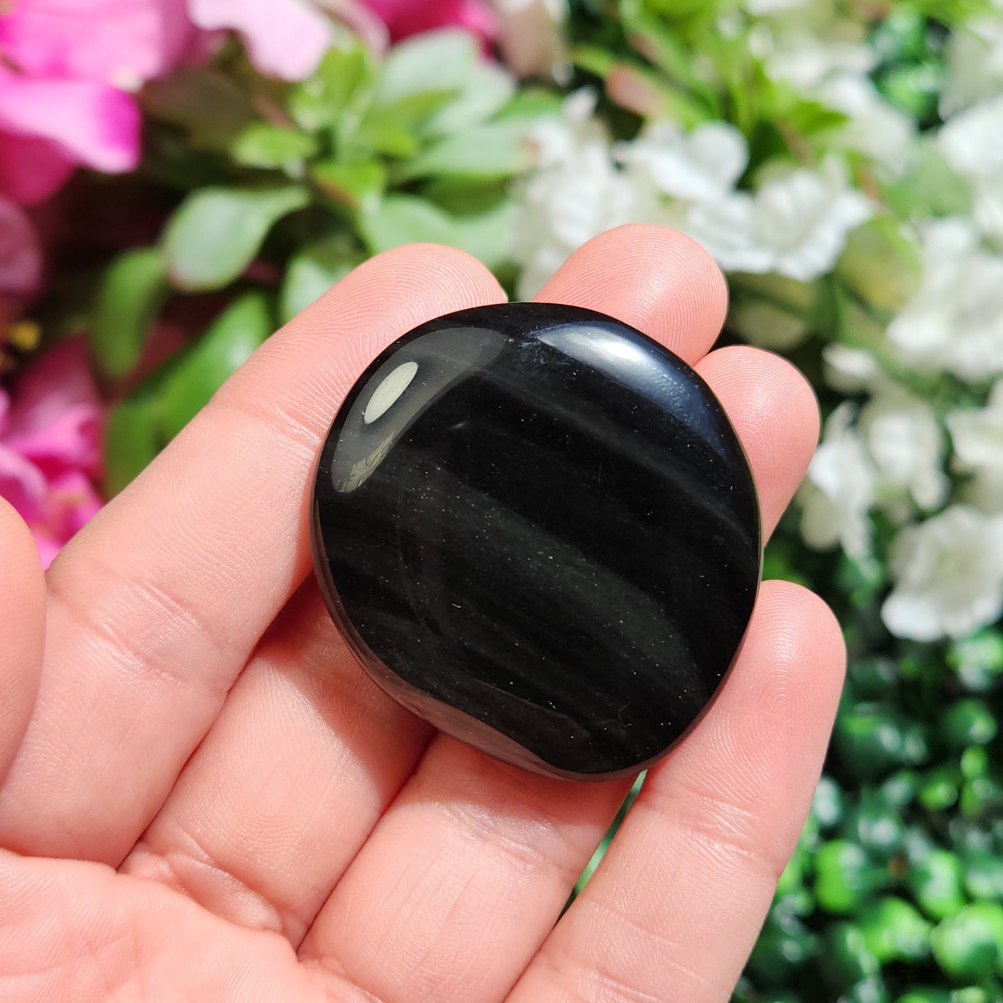 Obsidian Palm Stone