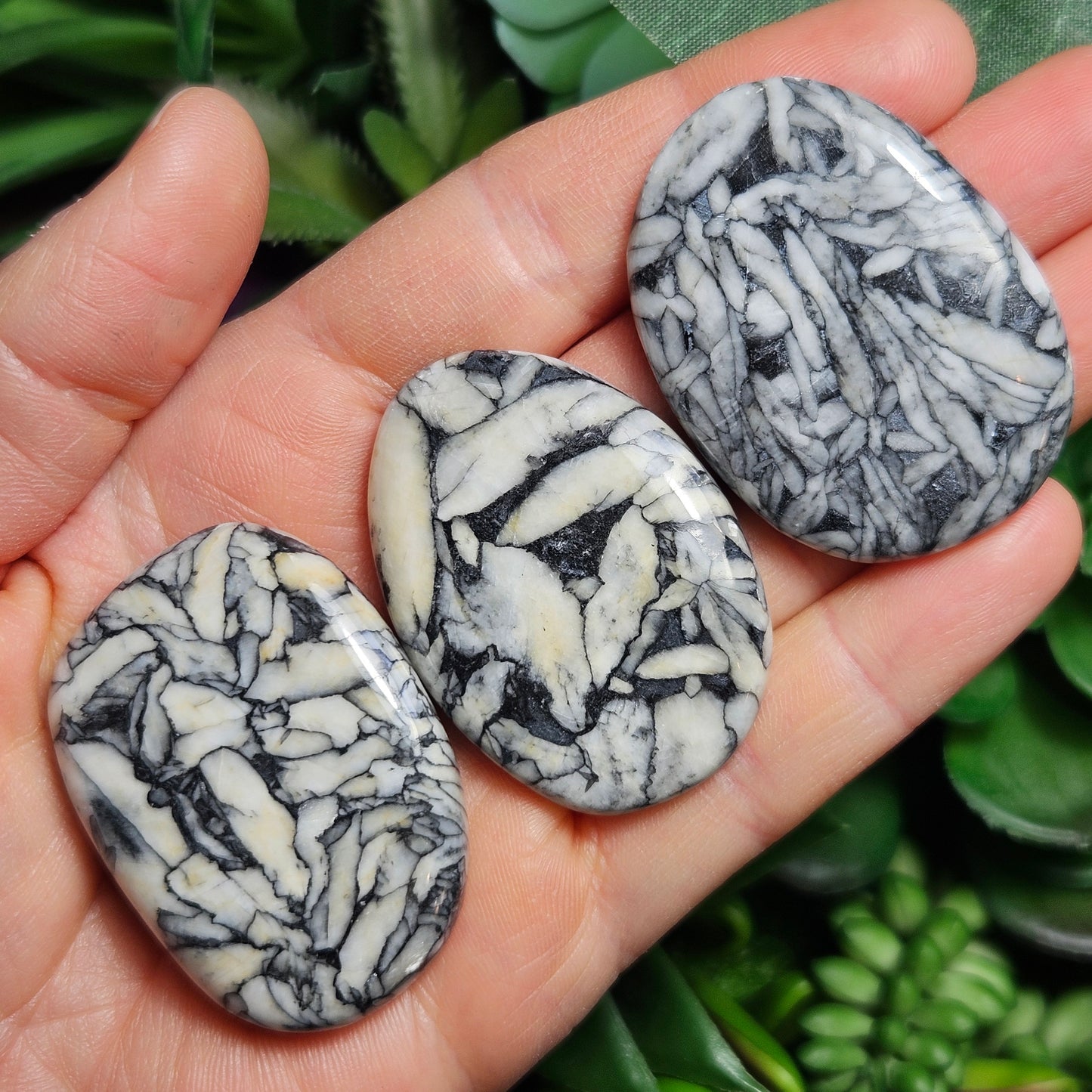 Pinolith Crystal