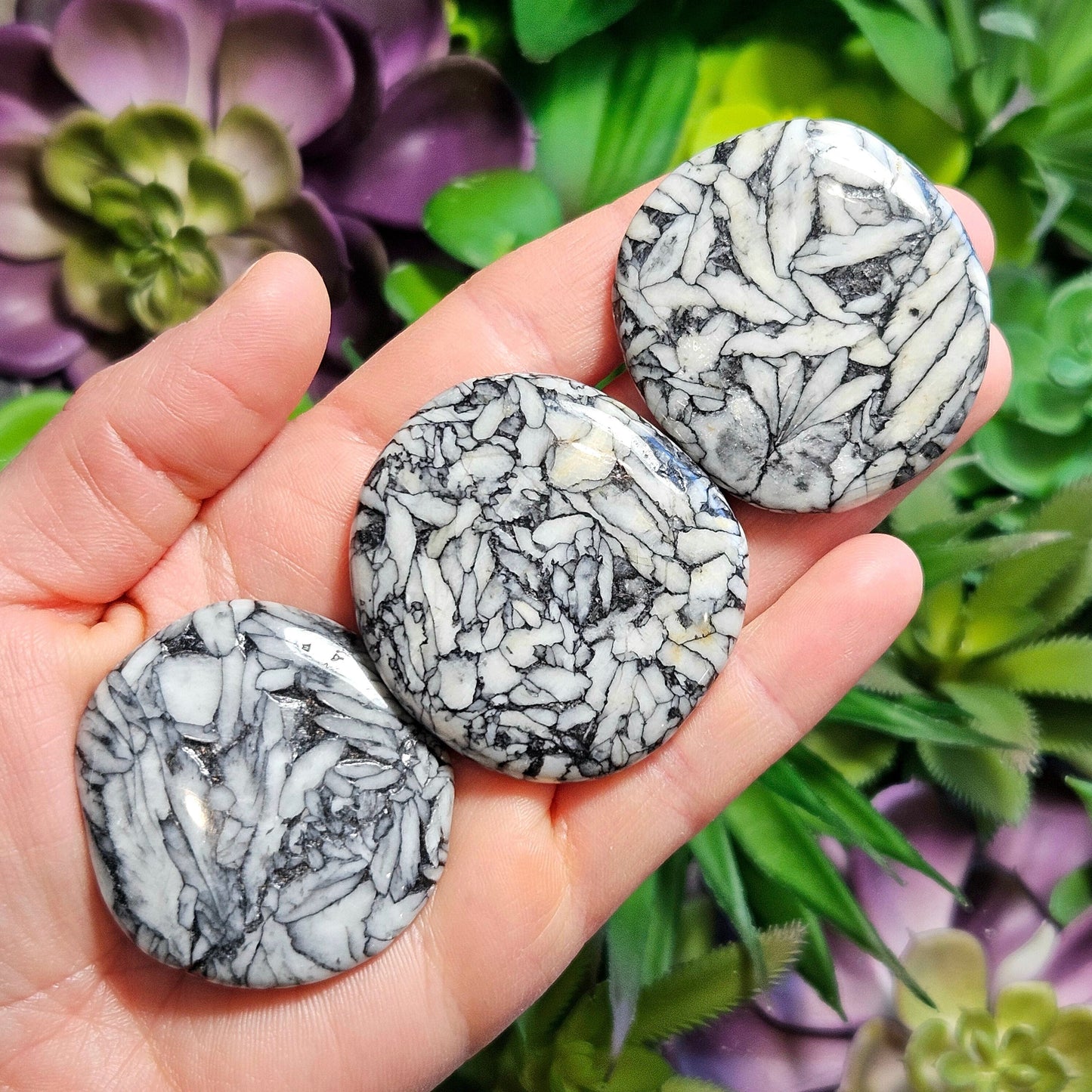 Pinolith Crystal