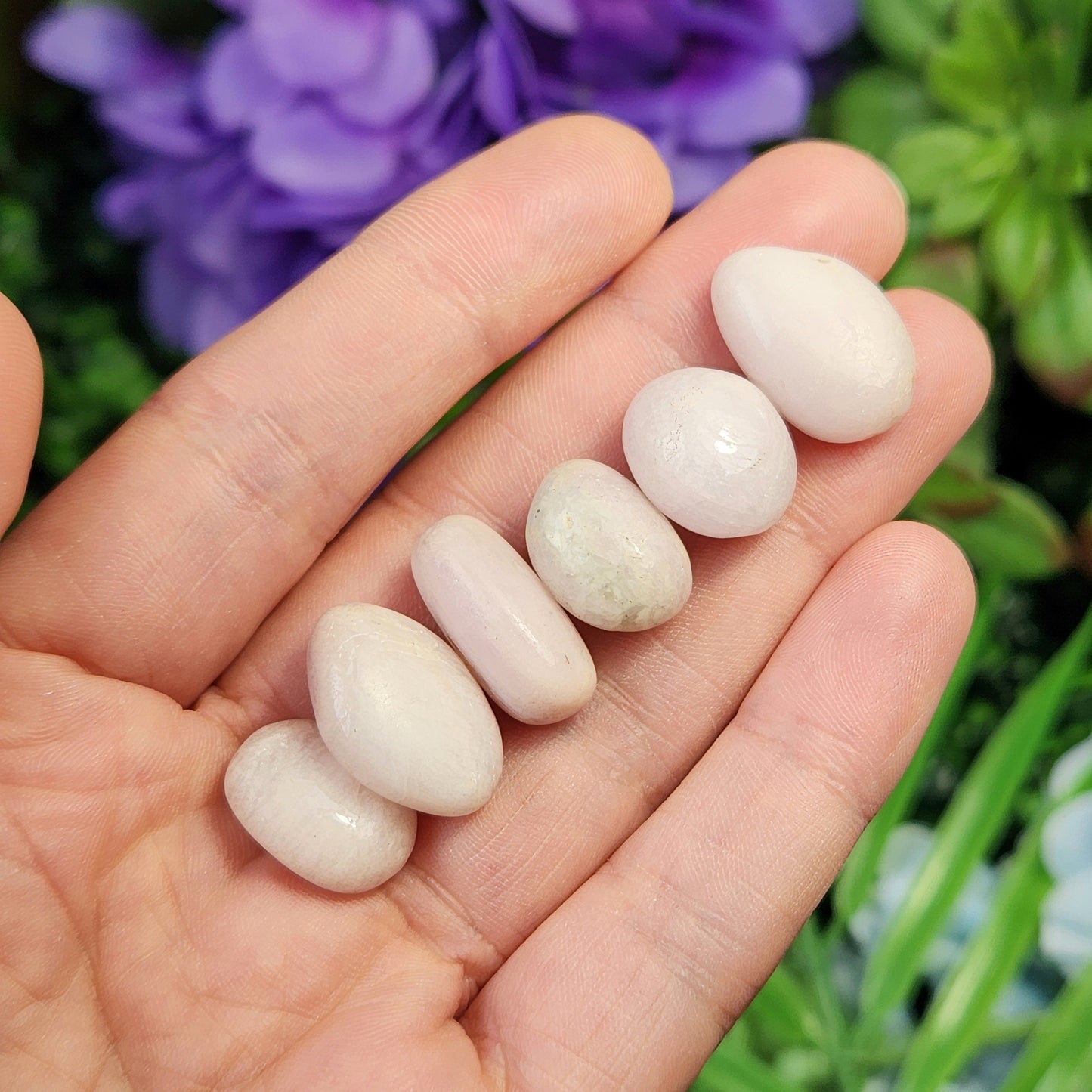 White Kunzite Tumbled Stone: Natural Spodumene Crystal, Polished Spodumene Specimens from Brazil