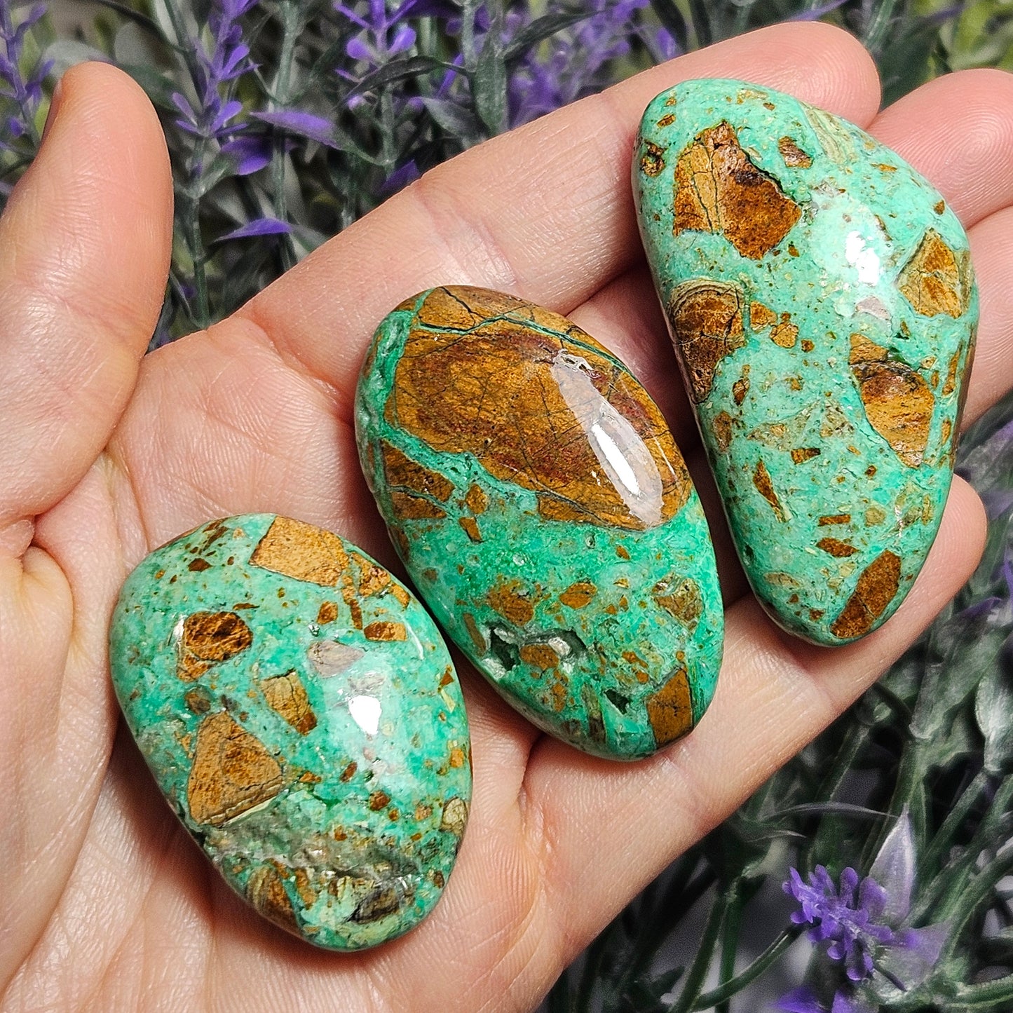 Green Smithsonite Palm Stone