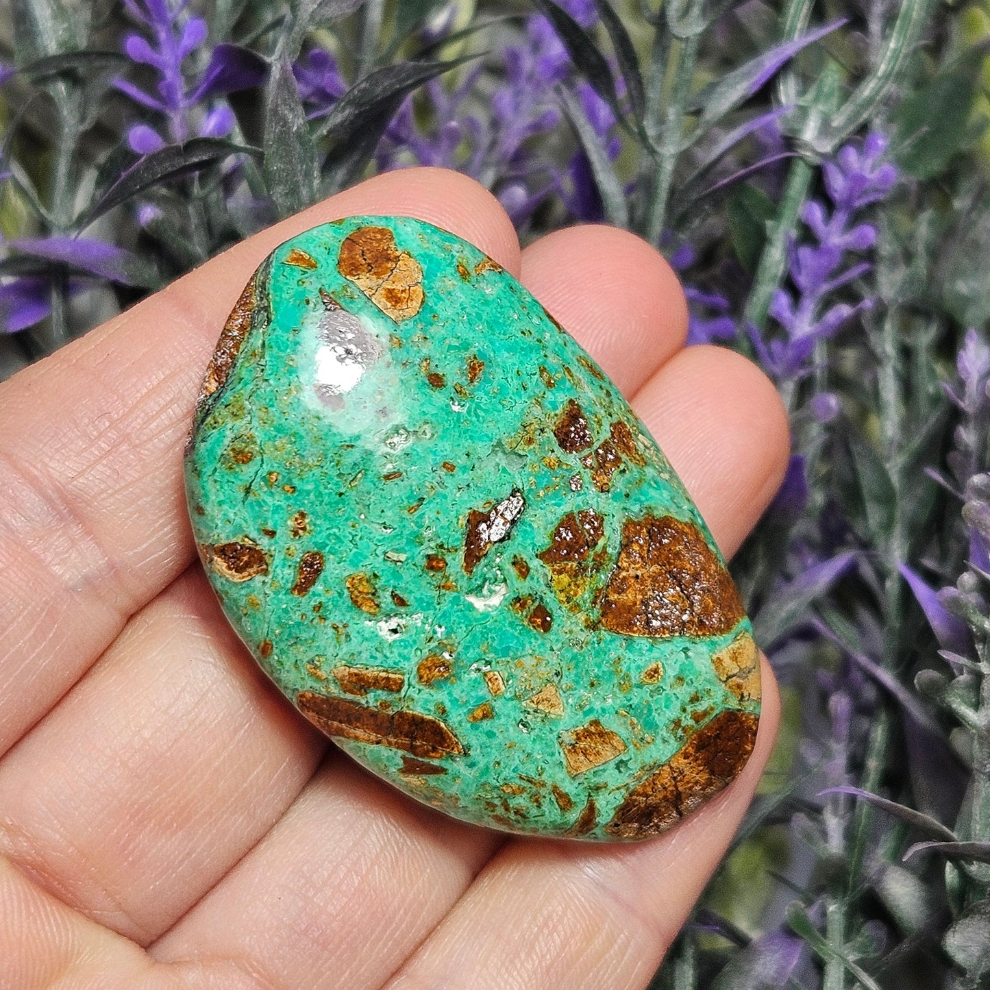 Green Smithsonite Palm Stone
