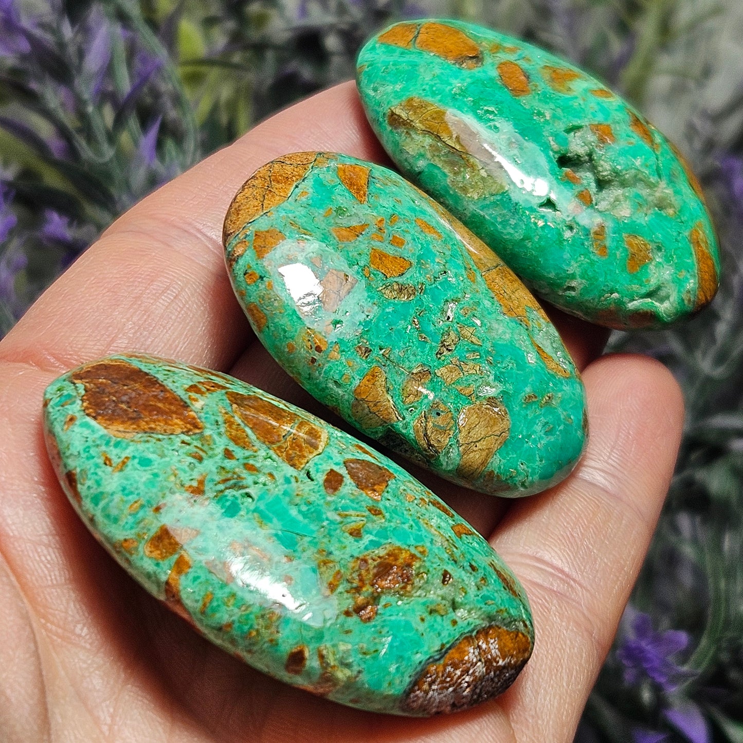Green Smithsonite Palm Stone