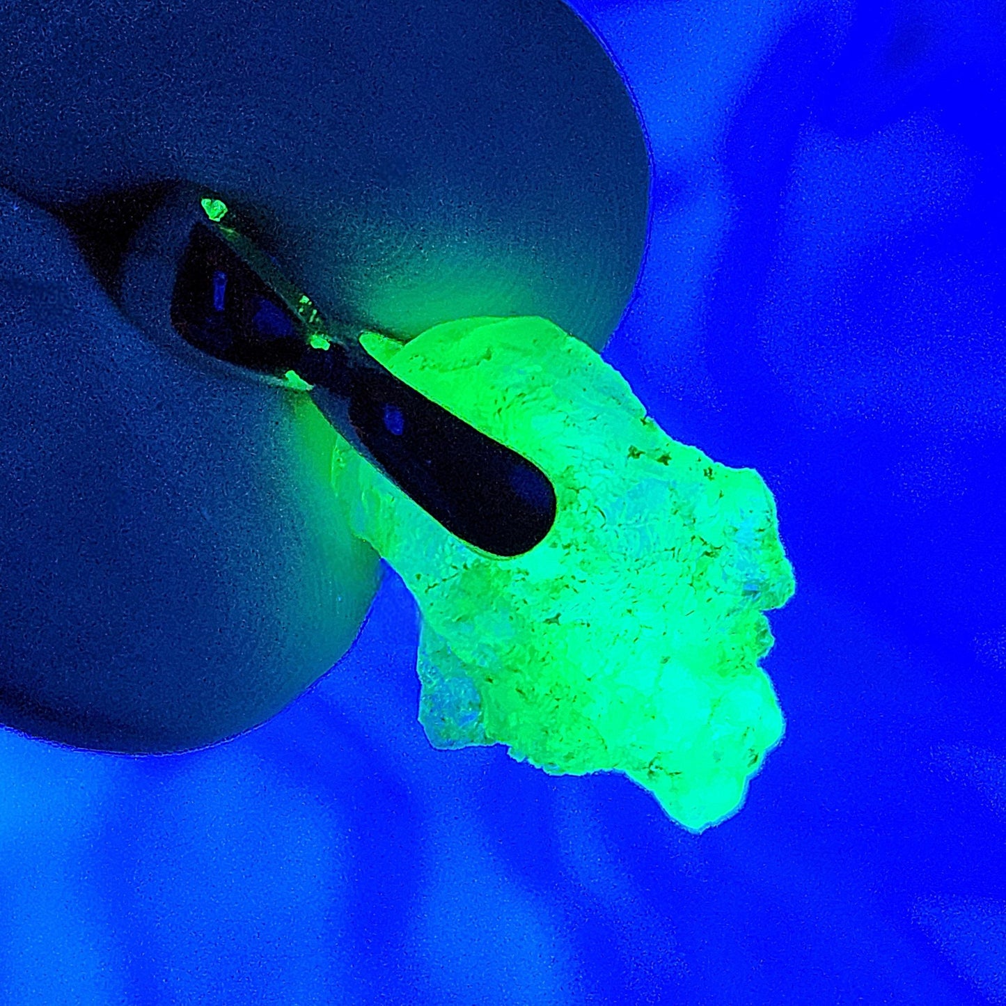 Hyalite Opal Pendant