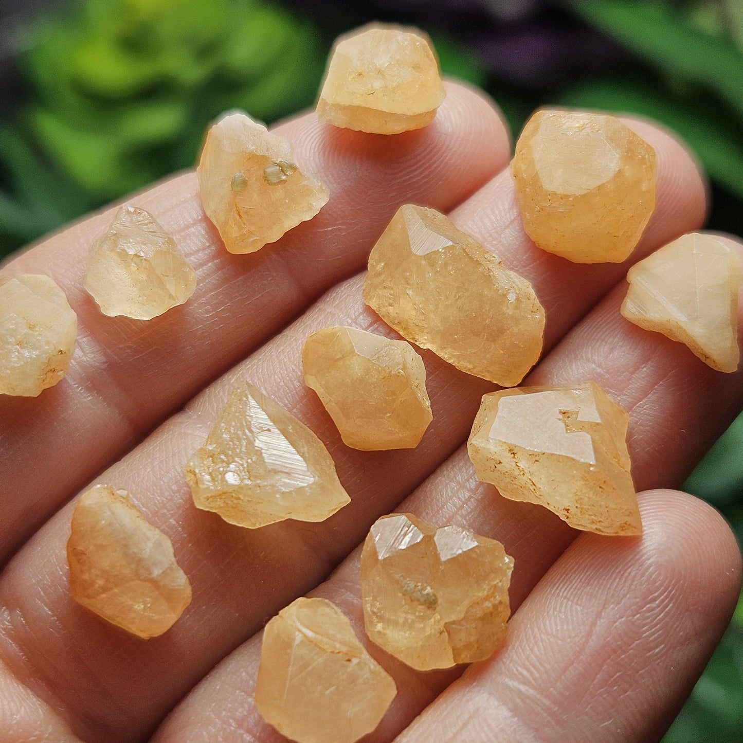 Raw Peach Garnet