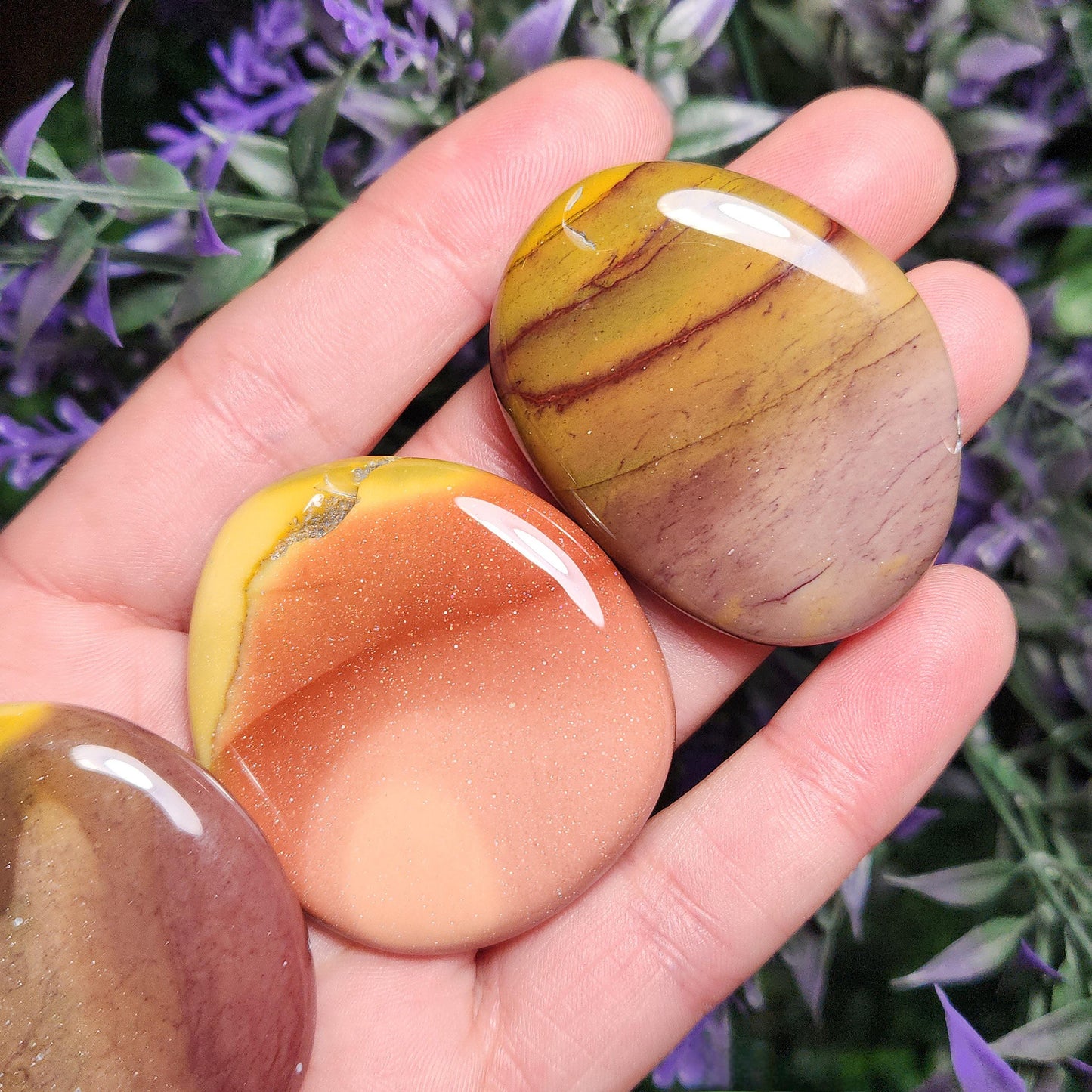 Mookaite Palmstone