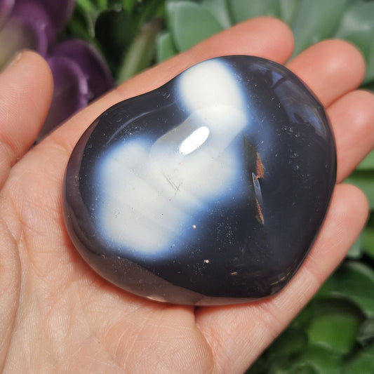 Orca Agate Heart Carving, Polished Agate Crystal Heart