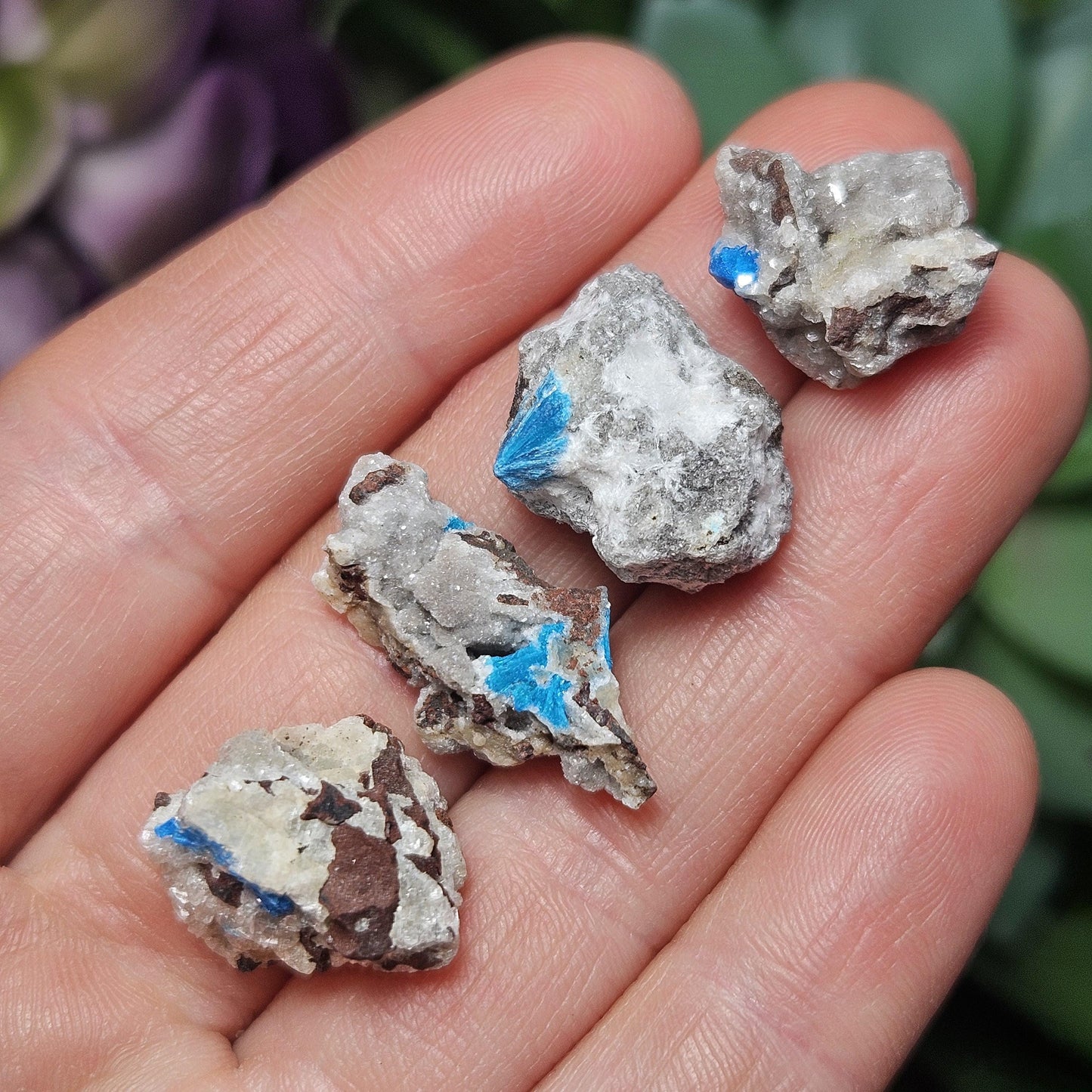 Raw Cavansite