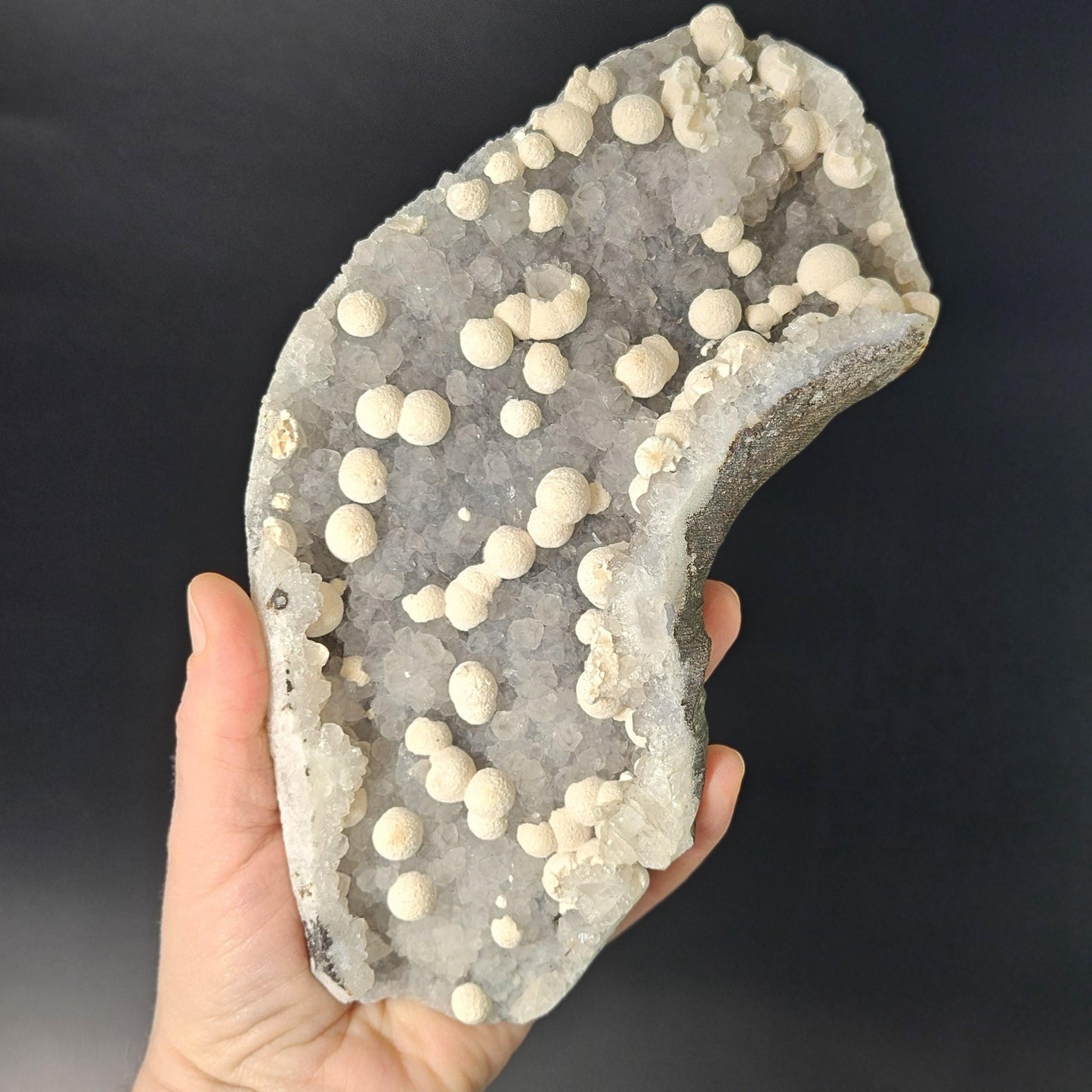 Mordenite Crystals on Quartz