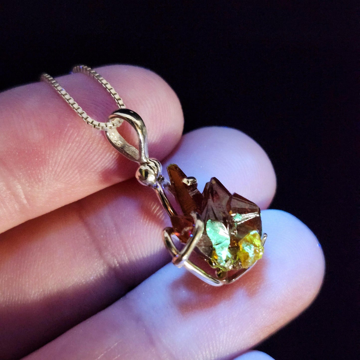 Zincite Pendant