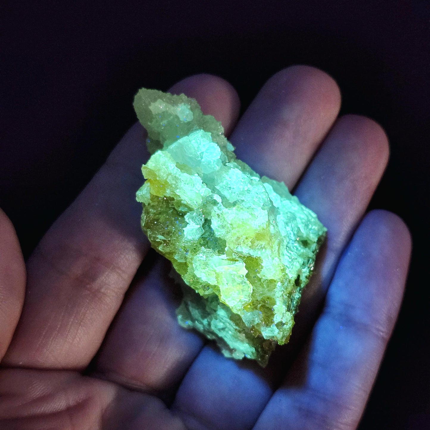 Bi Color Zincite Crystal