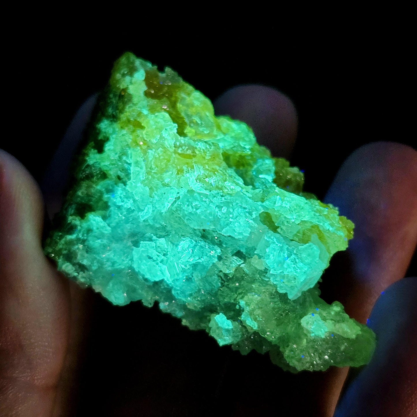 Bi Color Zincite Crystal