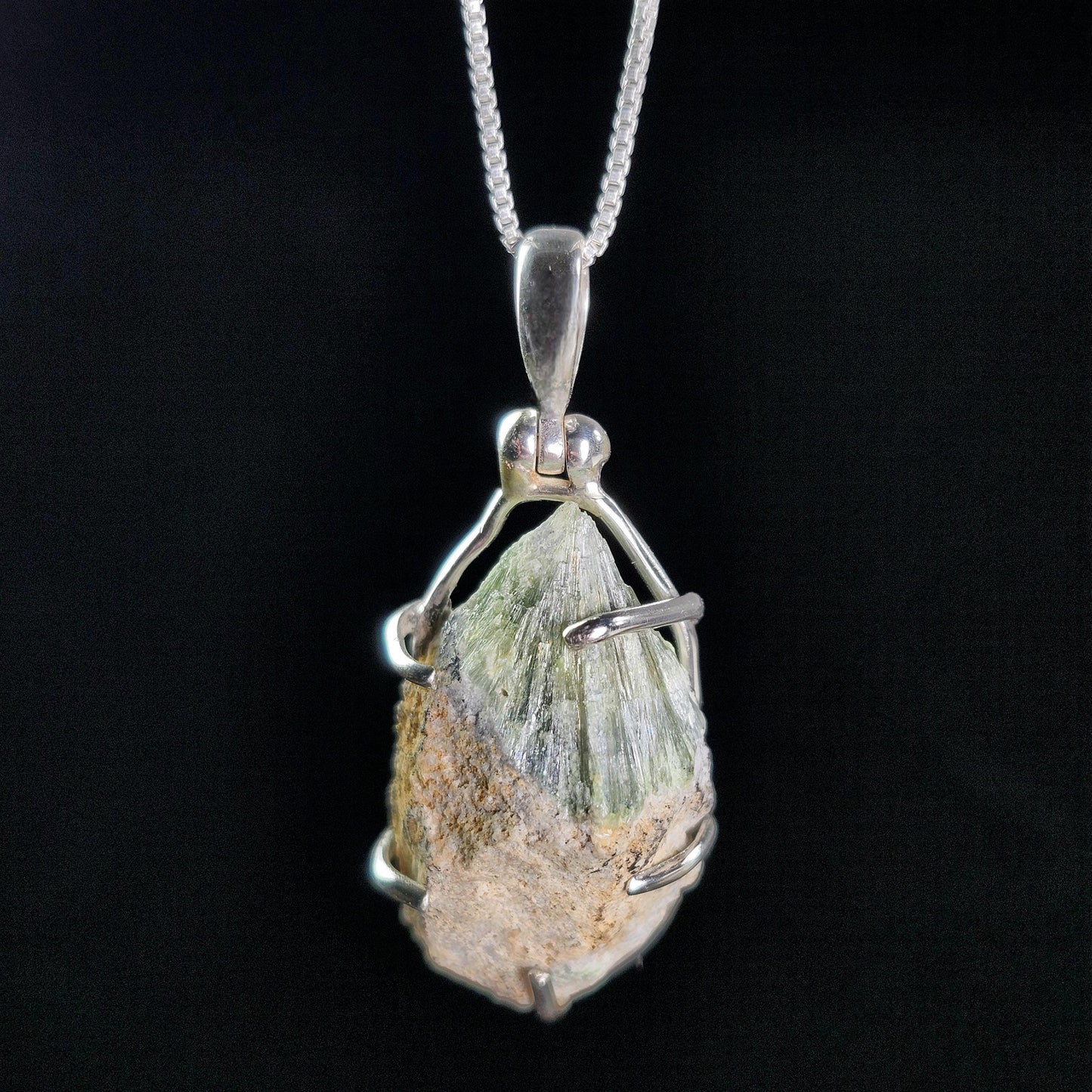 Wavellite Pendant