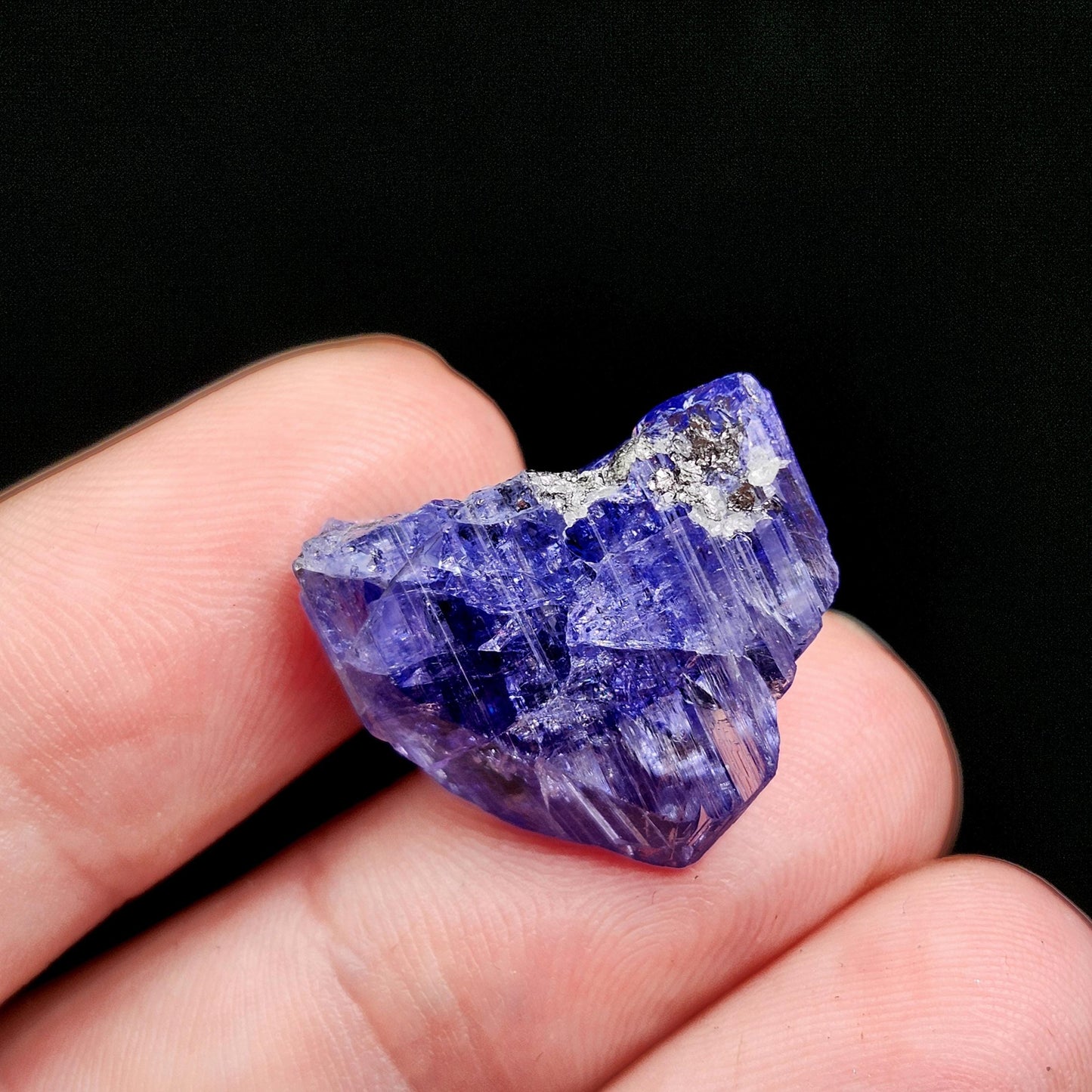 Blue Tanzanite Crystal 4g
