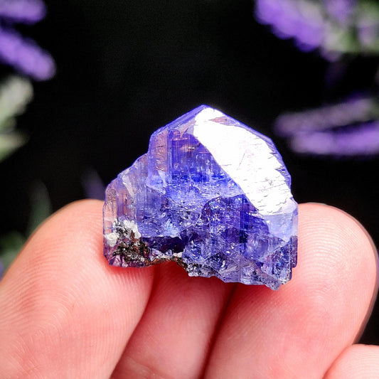 Blue Tanzanite Crystal 4g