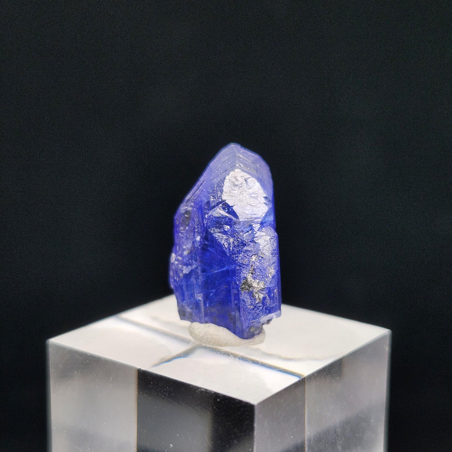 Blue Tanzanite Crystal 2.6g