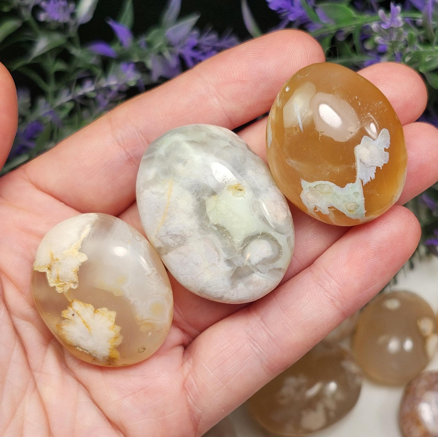 Flower Agate Palm Stone