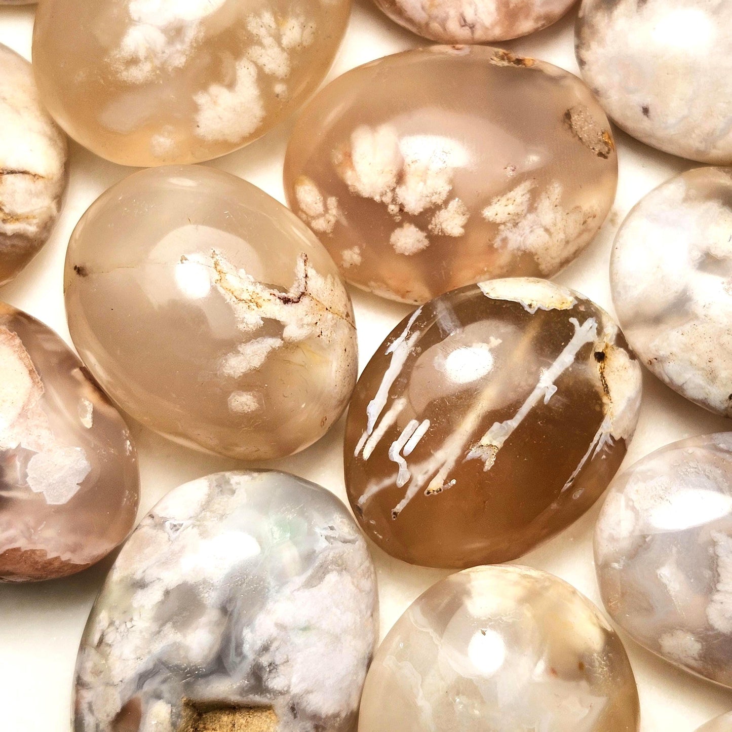 Flower Agate Palm Stone