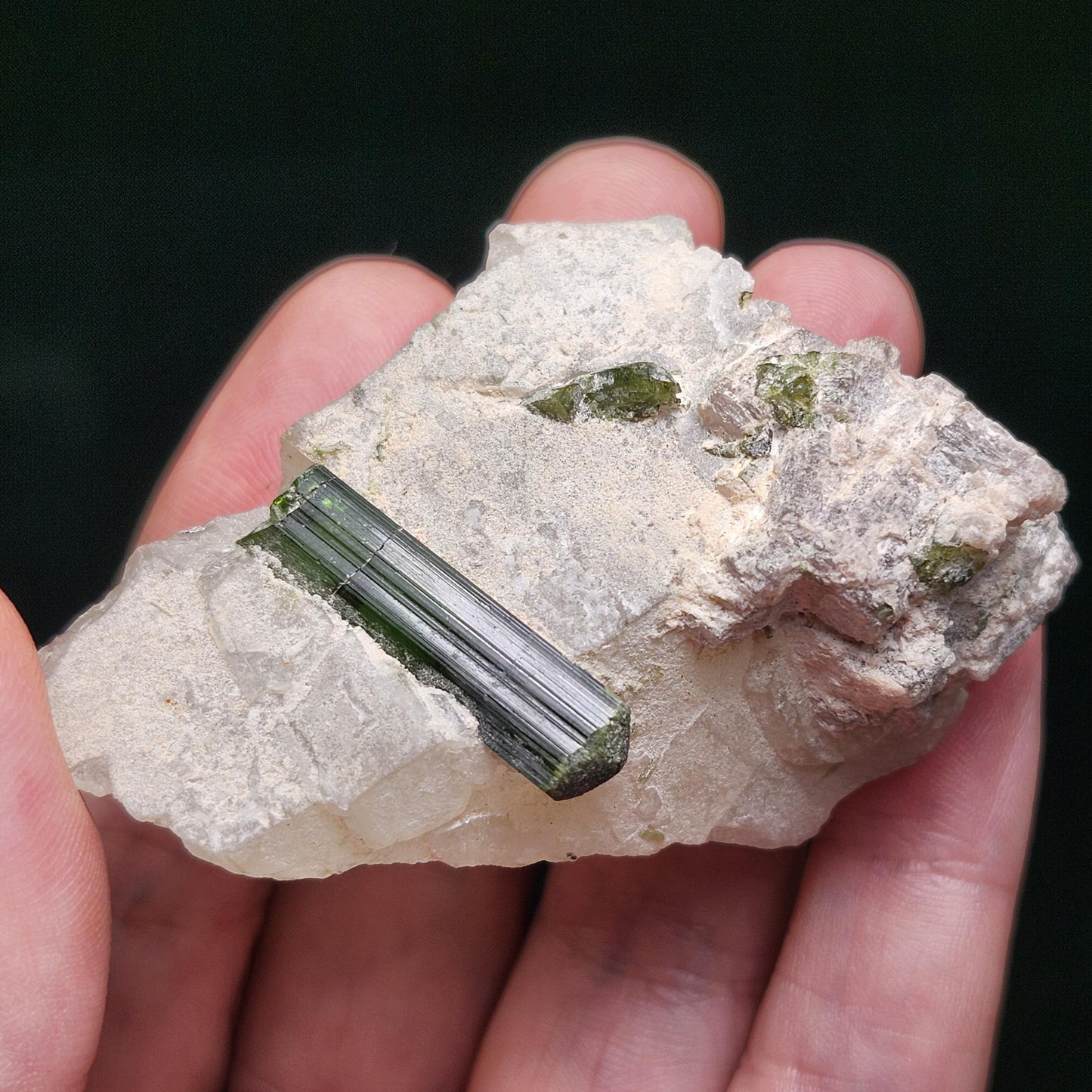 Green Tourmaline in Quartz 50g