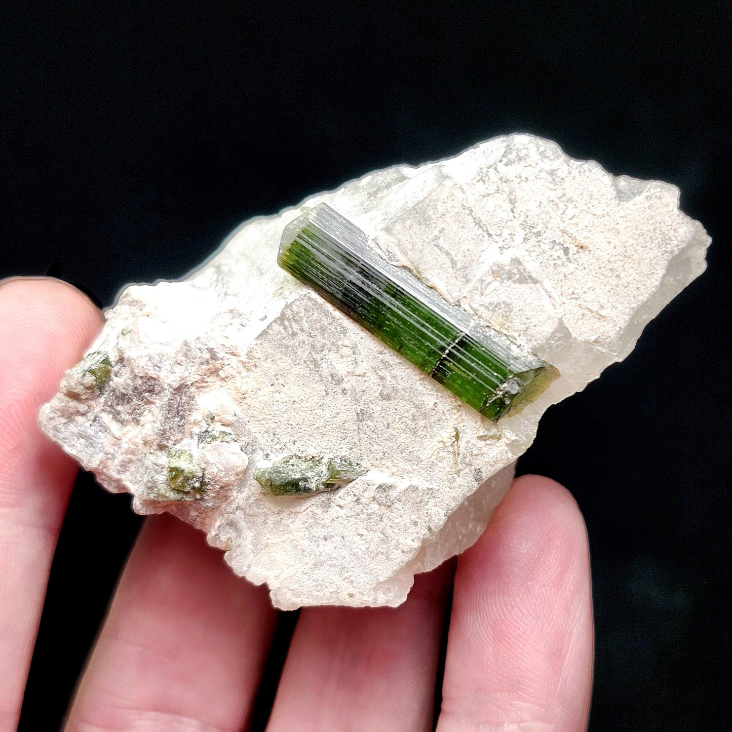 Green Tourmaline in Quartz 50g