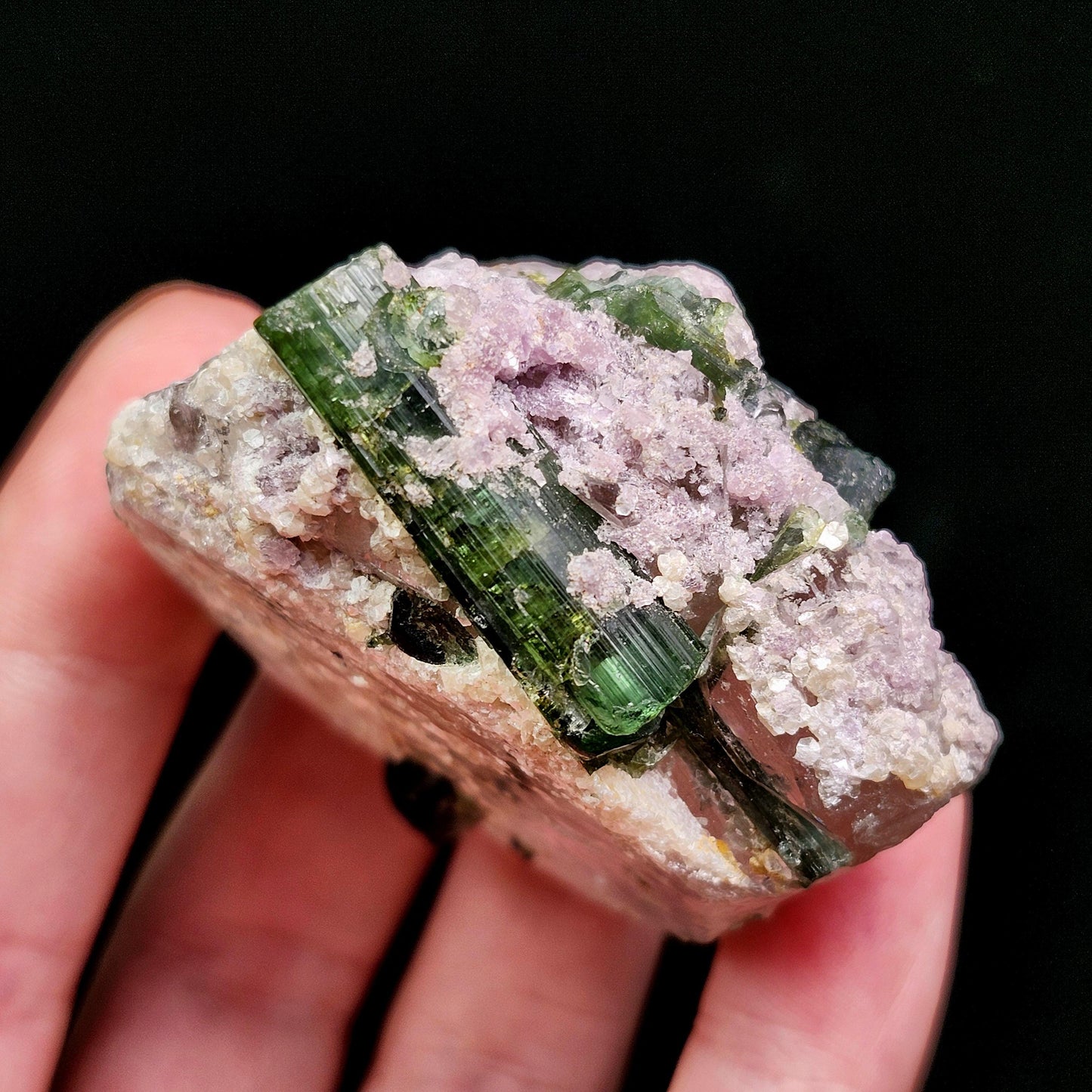 Tourmaline in Quartz 67g