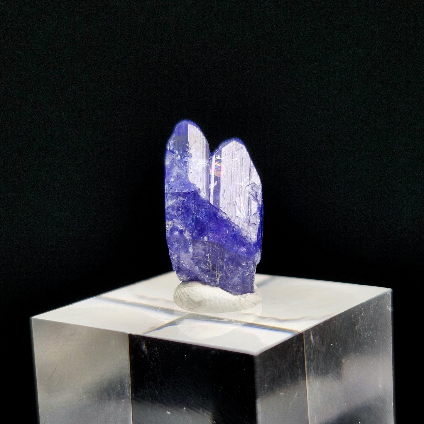 TWINNED Tanzanite Crystal 2.4g Parallel Growth