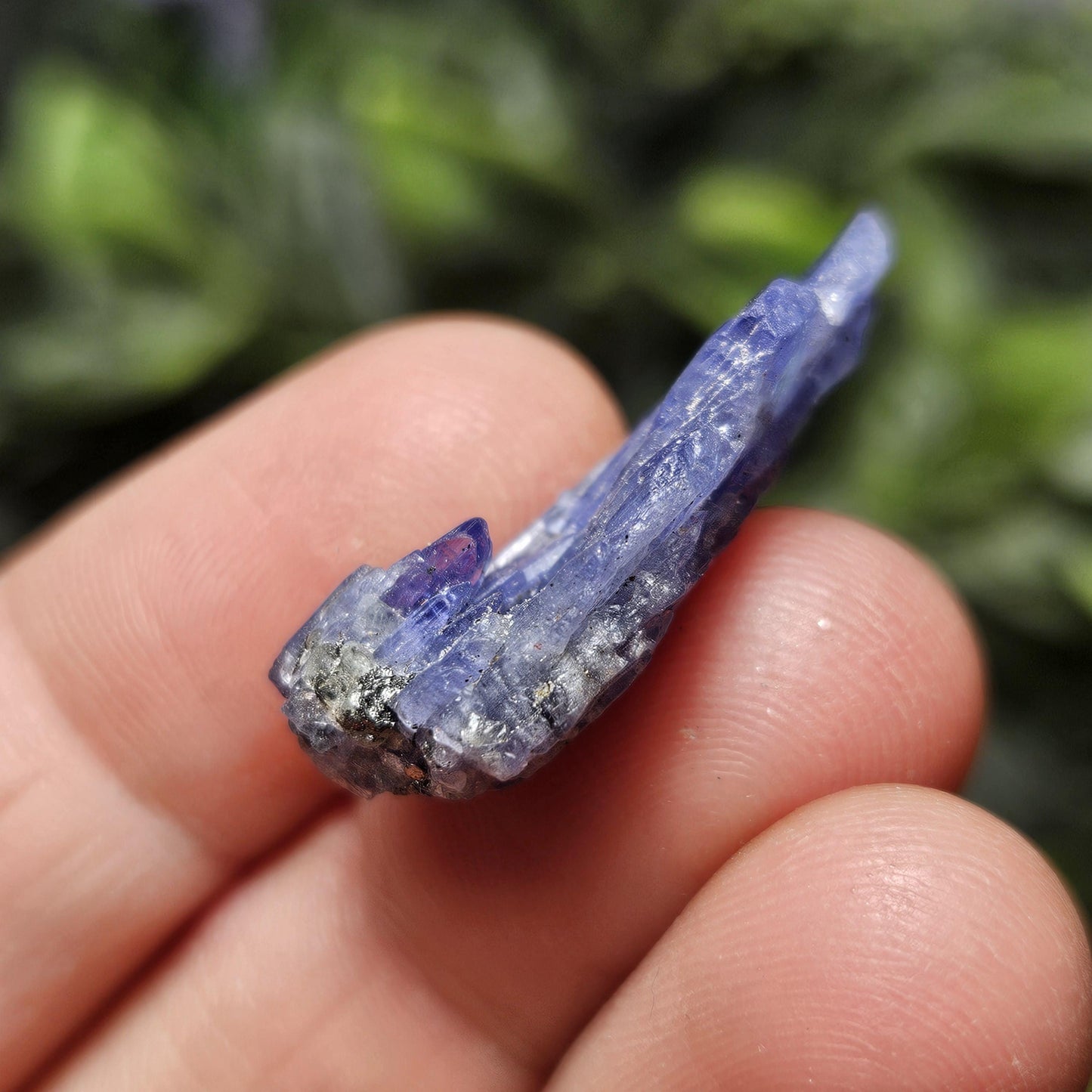 Tanzanite Crystal, 2.95g: Cascading Terminations on Authentic Tanzanite from Tanzania