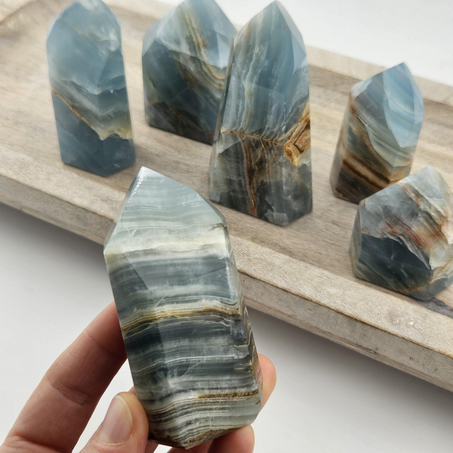 Blue Onyx Crystal Tower, Natural Brazilian Stone Carving, Onyx Crystal Carving