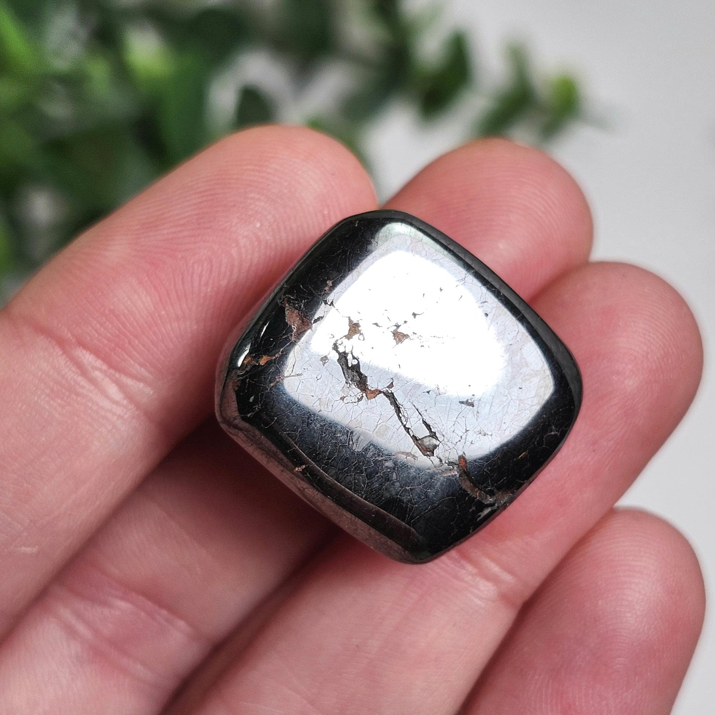 Black Manganese Crystal