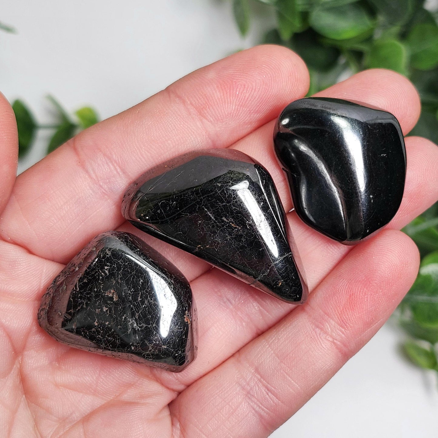 Black Manganese Crystal